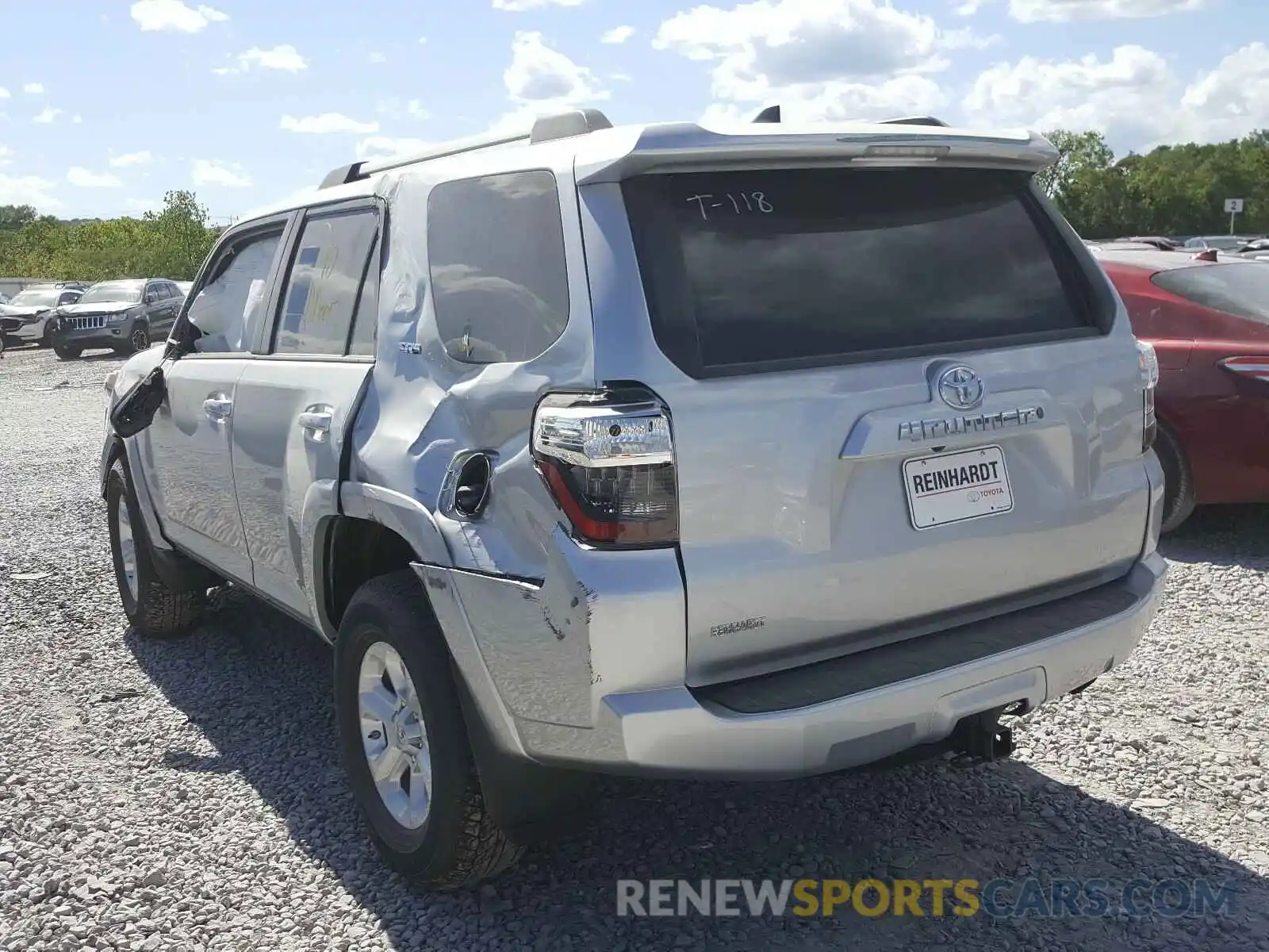 3 Photograph of a damaged car JTEZU5JR8L5222214 TOYOTA 4RUNNER 2020