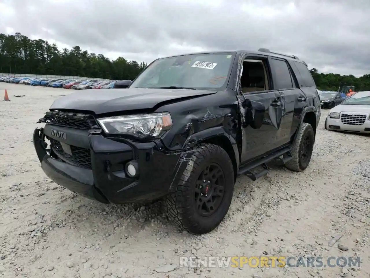 2 Photograph of a damaged car JTEZU5JR8L5222701 TOYOTA 4RUNNER 2020