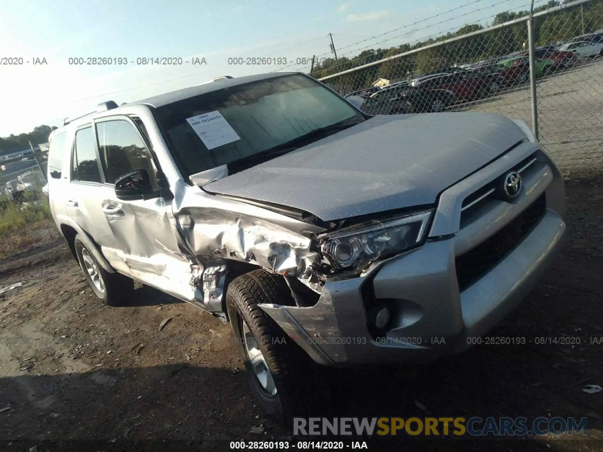 1 Photograph of a damaged car JTEZU5JR8L5223962 TOYOTA 4RUNNER 2020