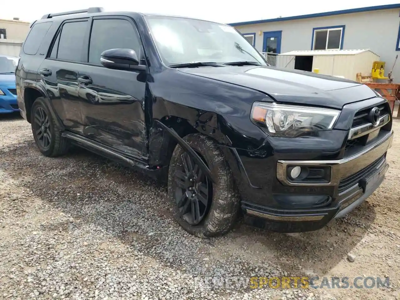 9 Photograph of a damaged car JTEZU5JR8L5225338 TOYOTA 4RUNNER 2020