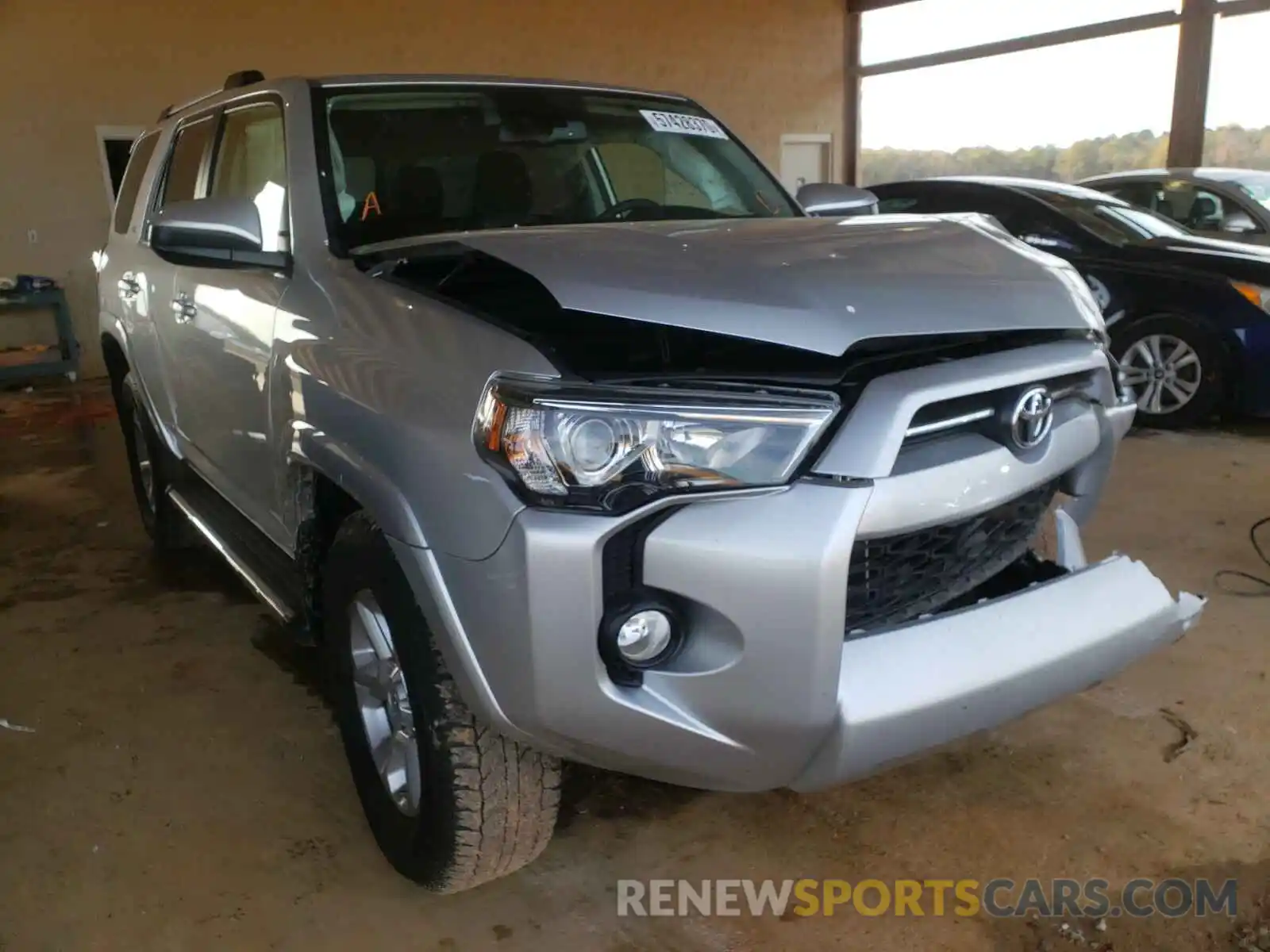 1 Photograph of a damaged car JTEZU5JR9L5222433 TOYOTA 4RUNNER 2020