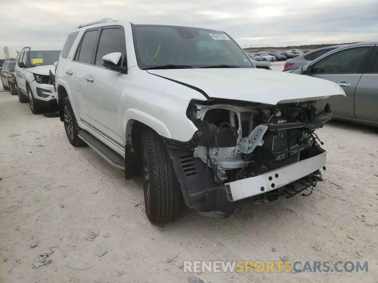 1 Photograph of a damaged car JTEZU5JR9L5222836 TOYOTA 4RUNNER 2020