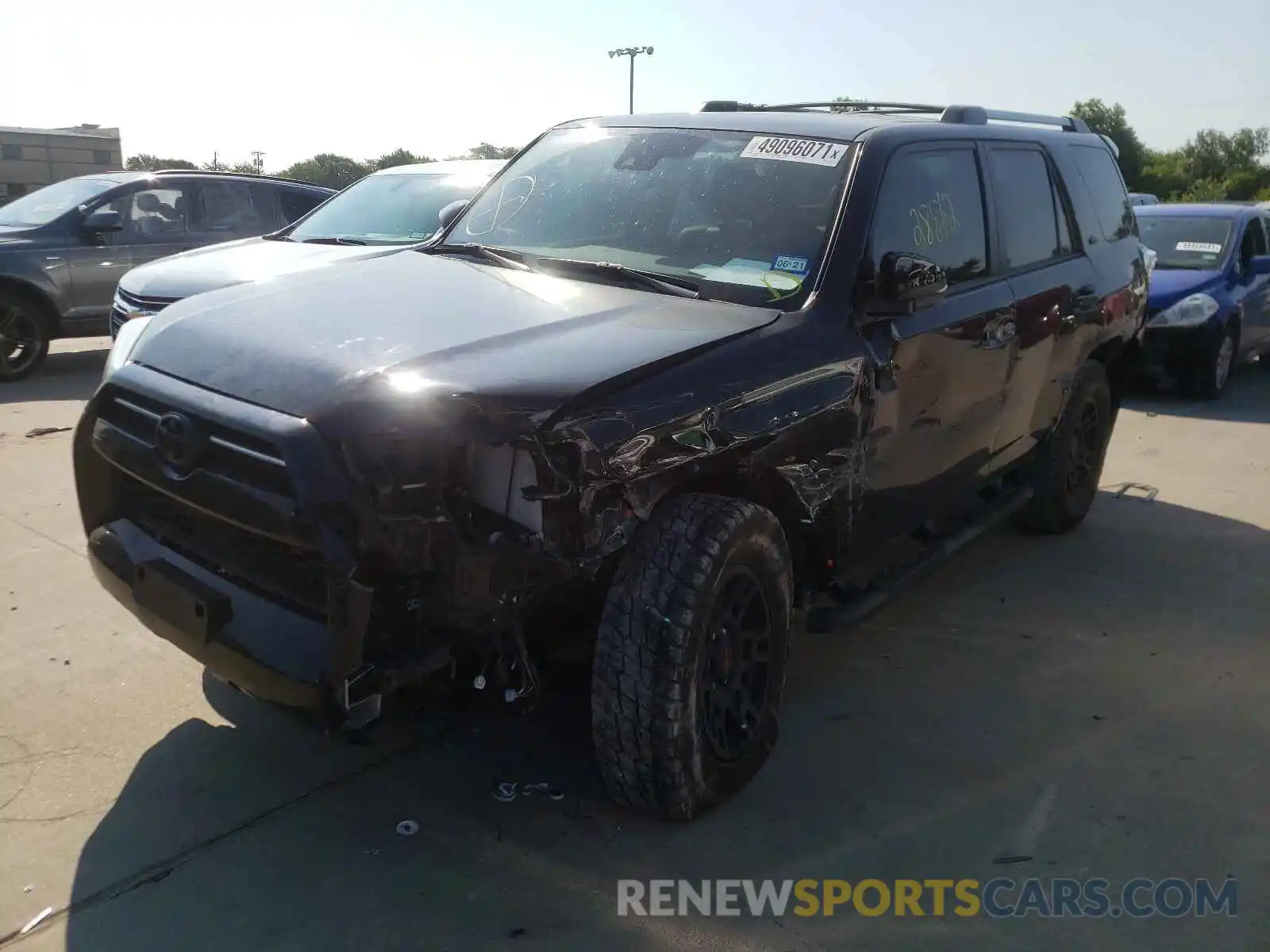 2 Photograph of a damaged car JTEZU5JR9L5223534 TOYOTA 4RUNNER 2020