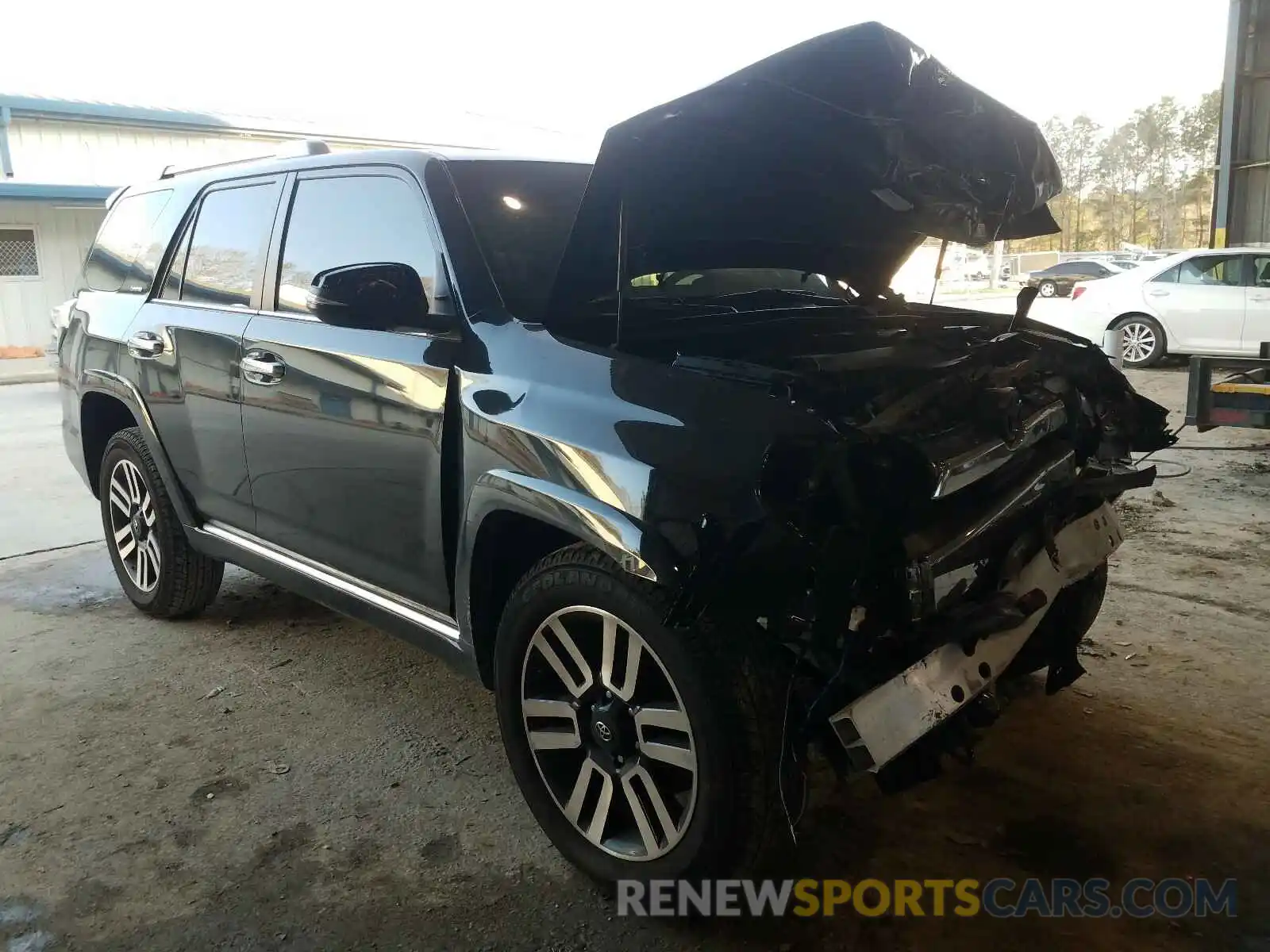 1 Photograph of a damaged car JTEZU5JRXL5214745 TOYOTA 4RUNNER 2020