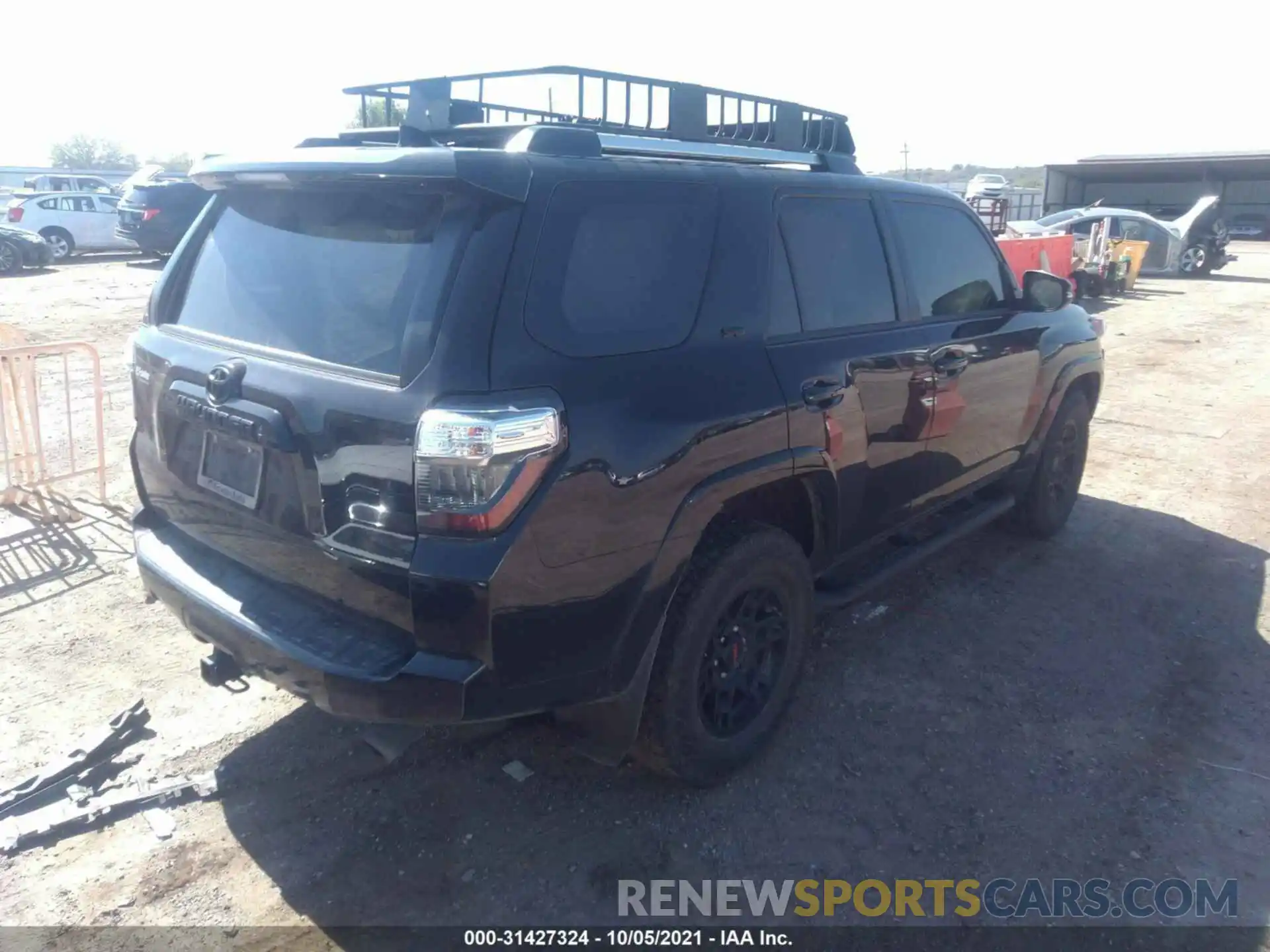 4 Photograph of a damaged car JTEZU5JRXL5224952 TOYOTA 4RUNNER 2020