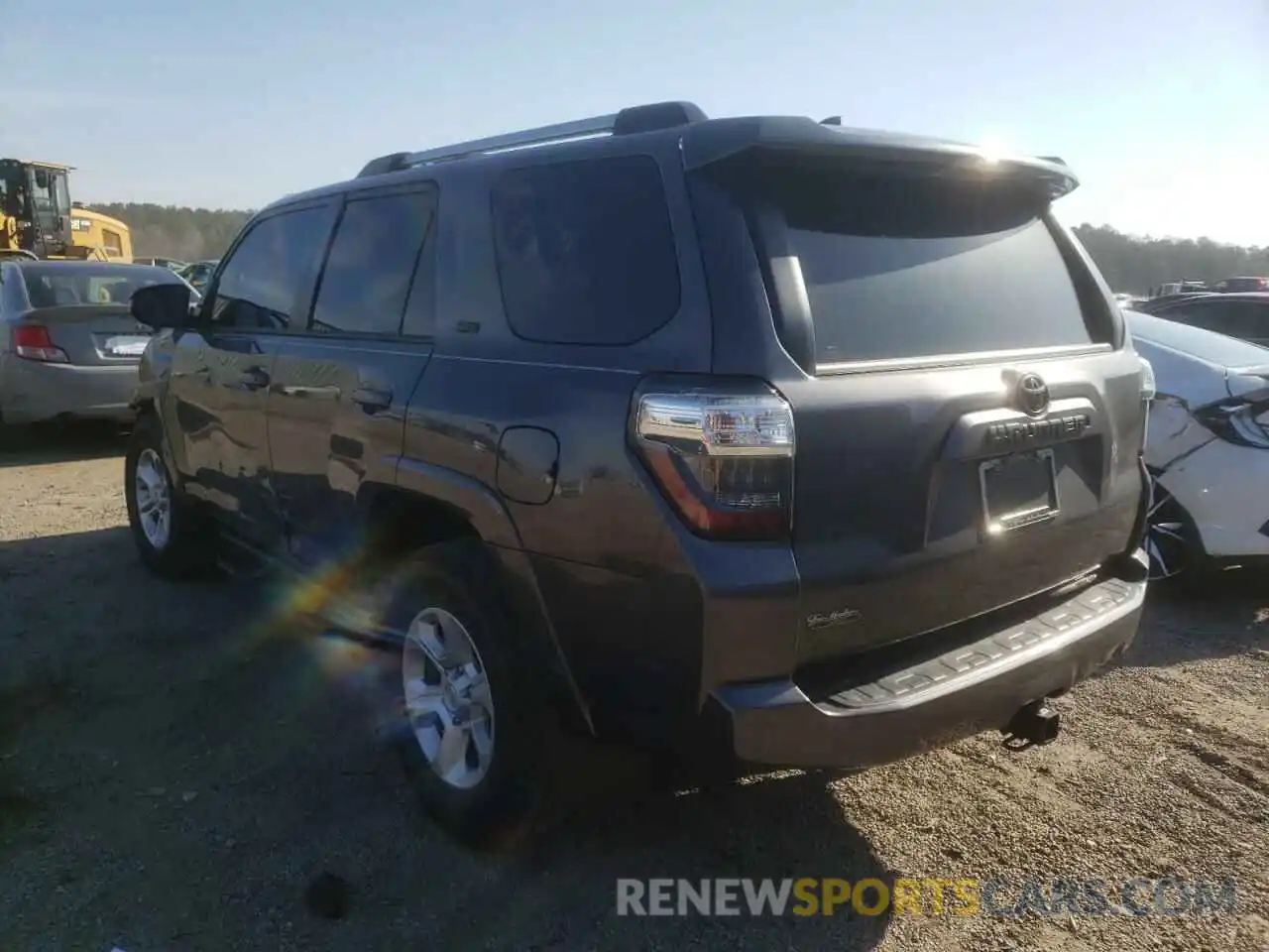 3 Photograph of a damaged car JTEZU5JRXL5225485 TOYOTA 4RUNNER 2020