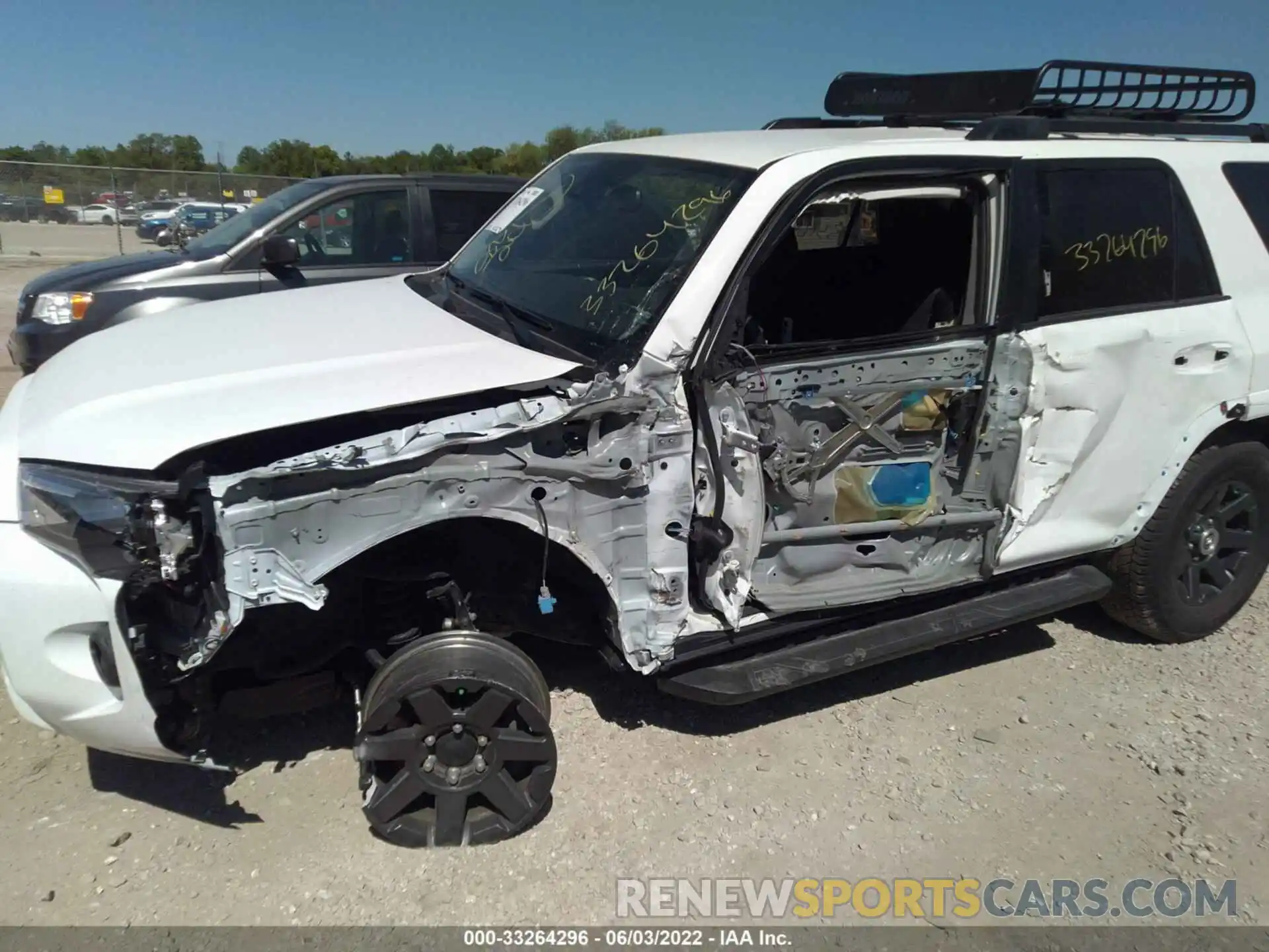 6 Photograph of a damaged car JTEBU5JR2M5960898 TOYOTA 4RUNNER 2021