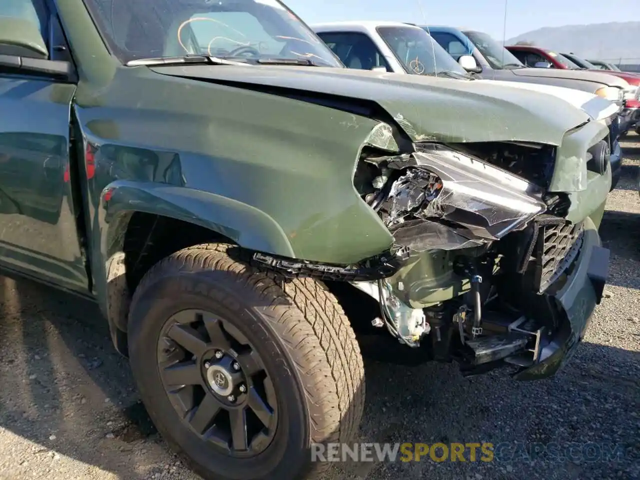 9 Photograph of a damaged car JTEBU5JR3M5939087 TOYOTA 4RUNNER 2021