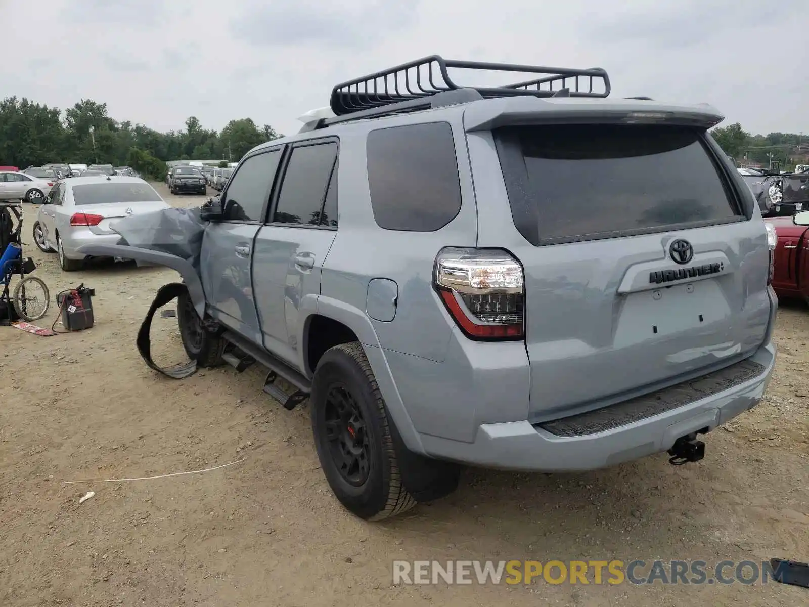 3 Photograph of a damaged car JTEBU5JR4M5934173 TOYOTA 4RUNNER 2021