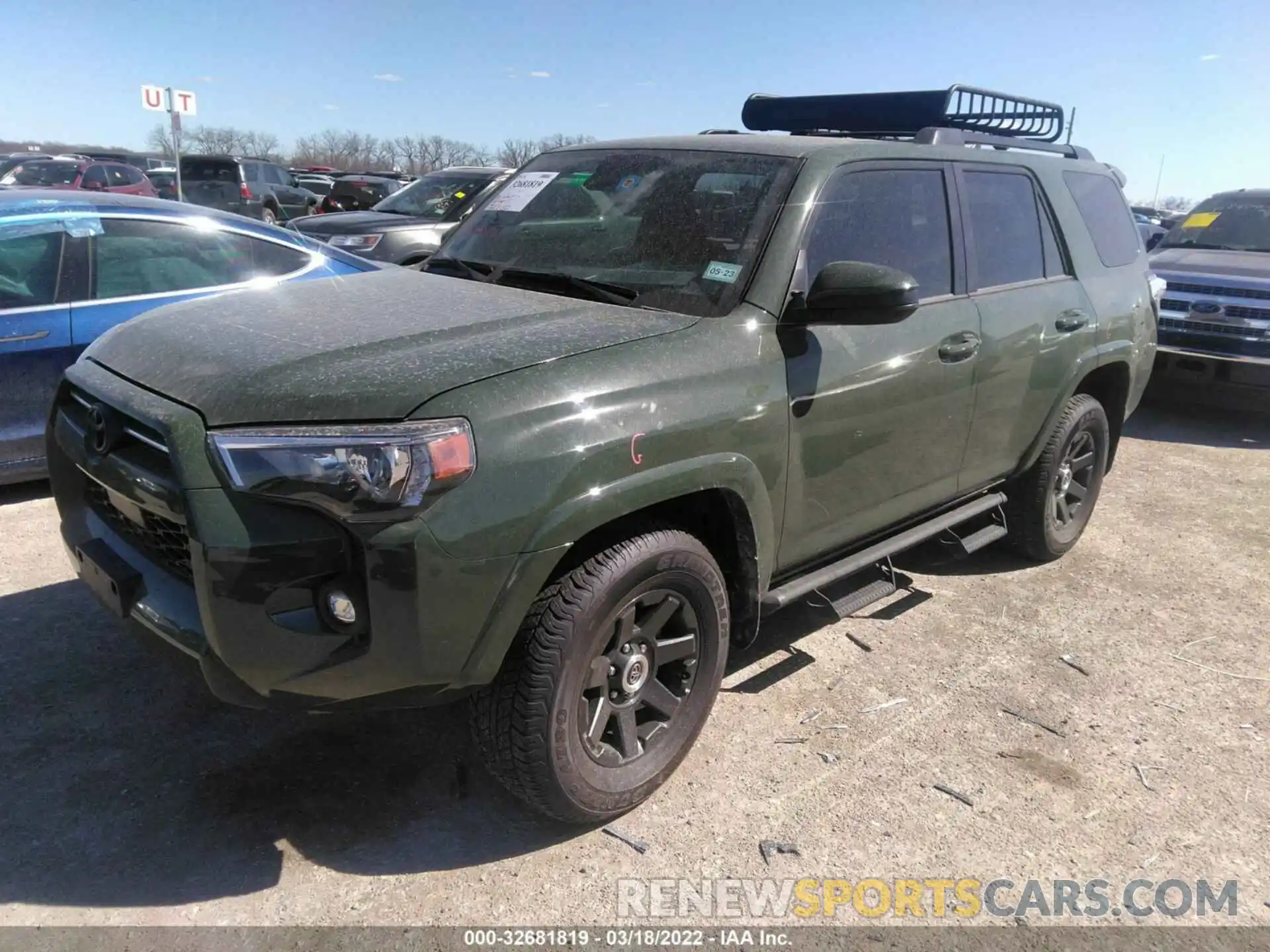 2 Photograph of a damaged car JTEBU5JR5M5927314 TOYOTA 4RUNNER 2021