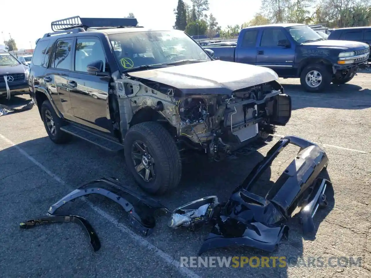 1 Photograph of a damaged car JTEBU5JR5M5966727 TOYOTA 4RUNNER 2021