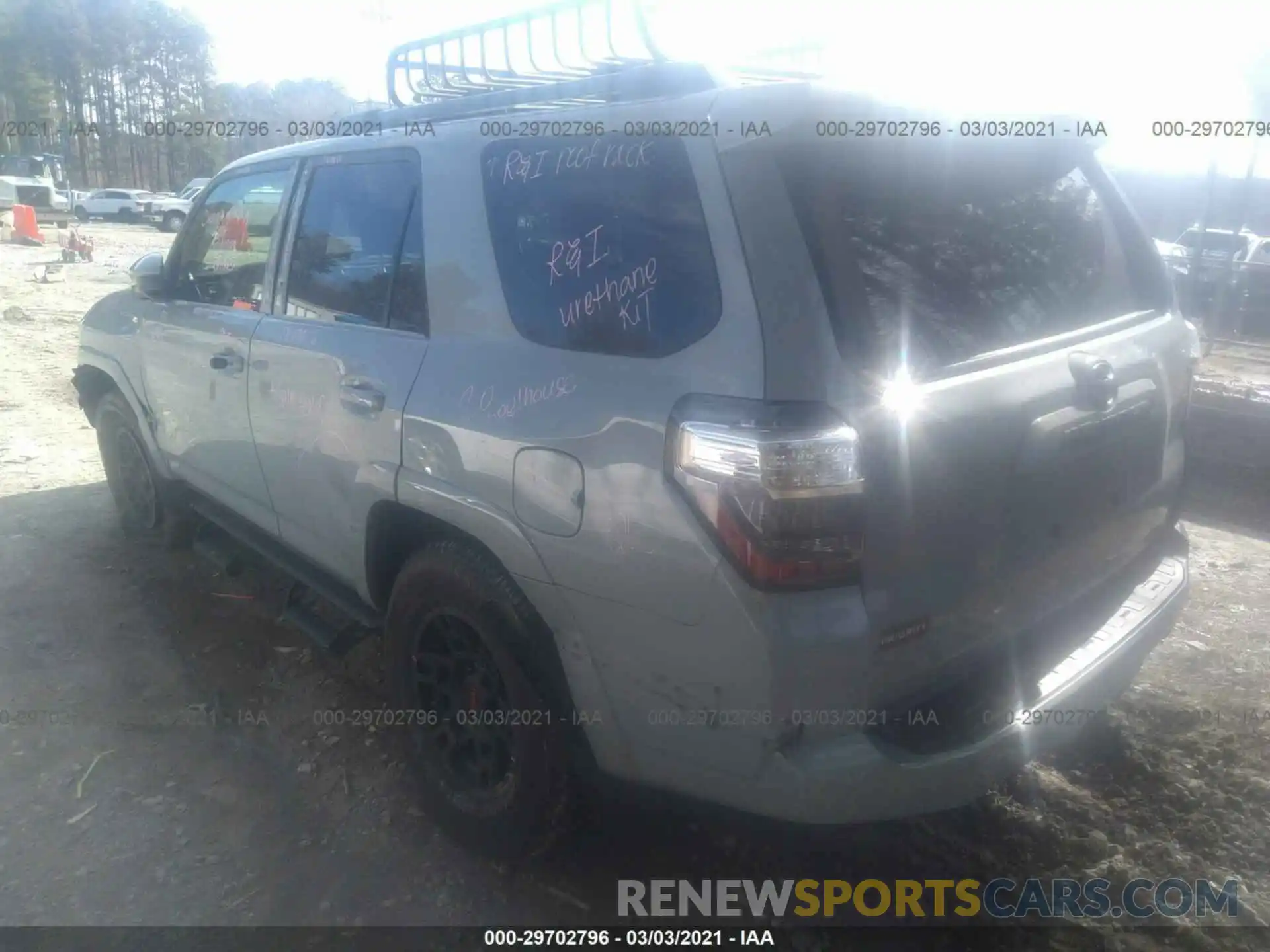 3 Photograph of a damaged car JTEBU5JRXM5860662 TOYOTA 4RUNNER 2021