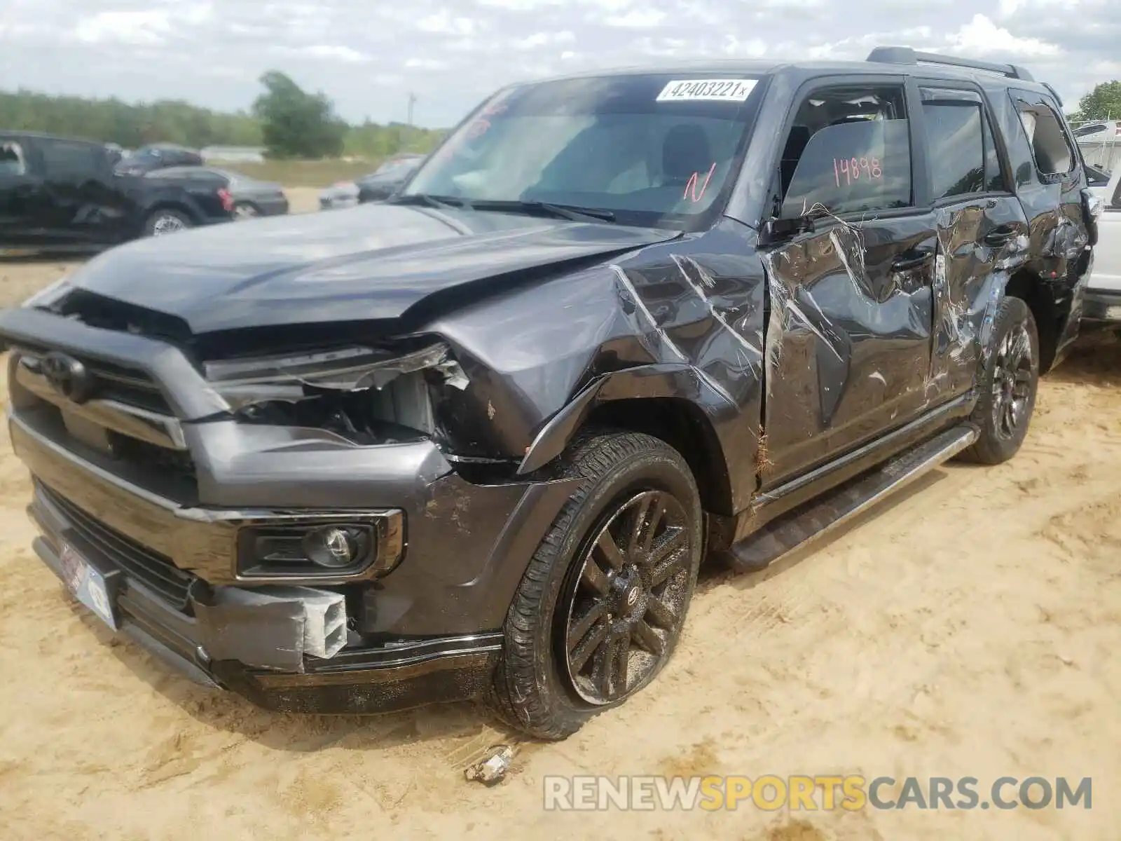 2 Photograph of a damaged car JTECU5JR2M5230896 TOYOTA 4RUNNER 2021