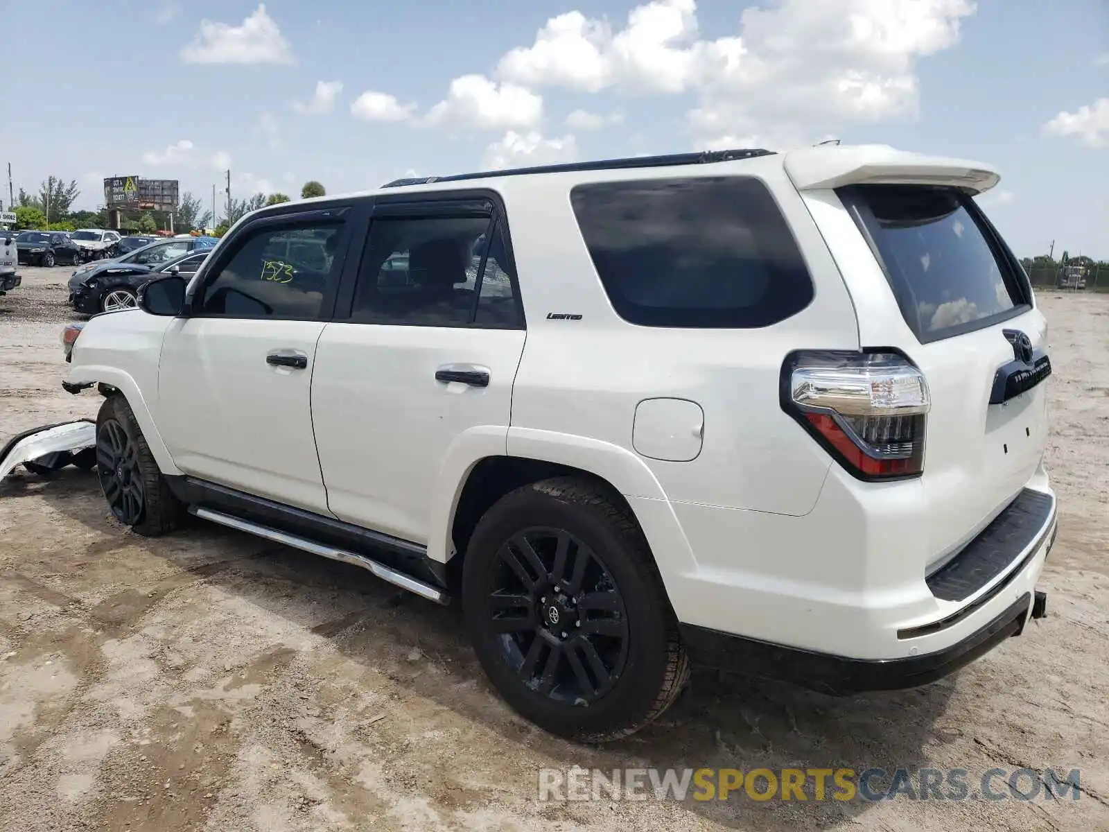 3 Photograph of a damaged car JTECU5JR9M5247954 TOYOTA 4RUNNER 2021