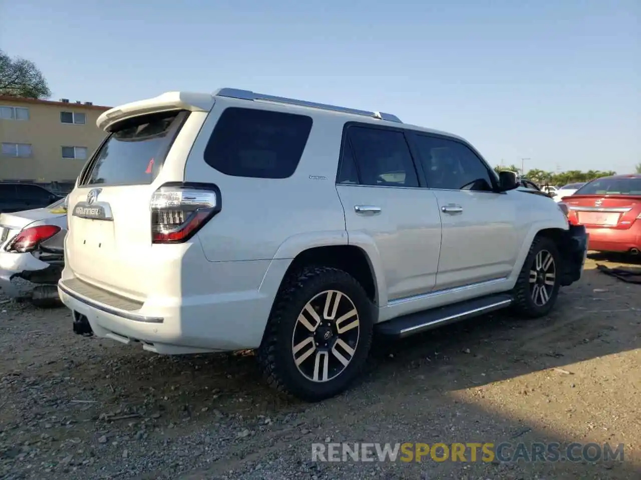 3 Photograph of a damaged car JTEDU5JR0M5250021 TOYOTA 4RUNNER 2021