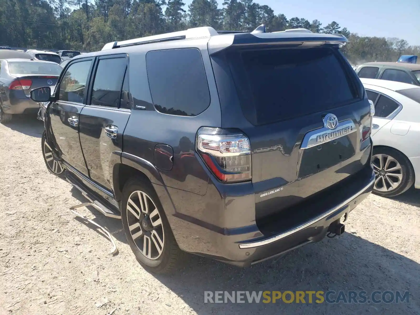 3 Photograph of a damaged car JTEDU5JR1M5228240 TOYOTA 4RUNNER 2021