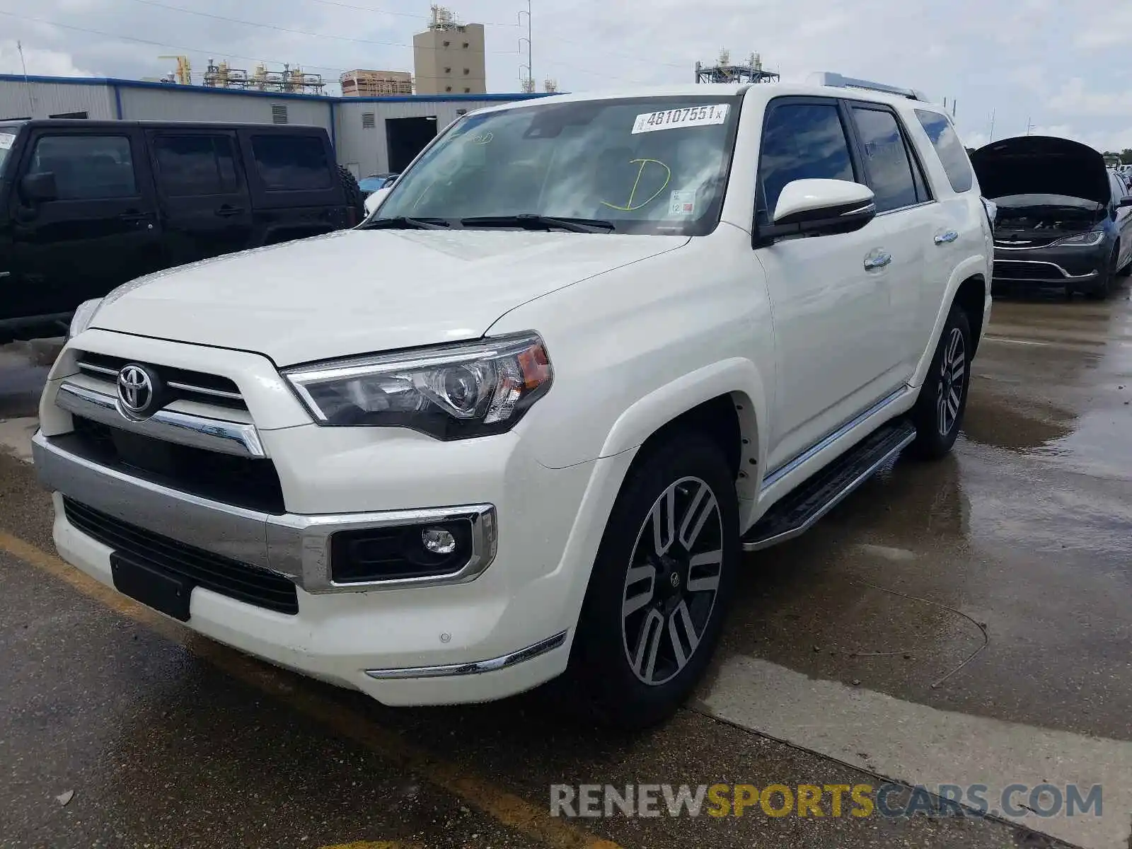 2 Photograph of a damaged car JTEDU5JR1M5232059 TOYOTA 4RUNNER 2021