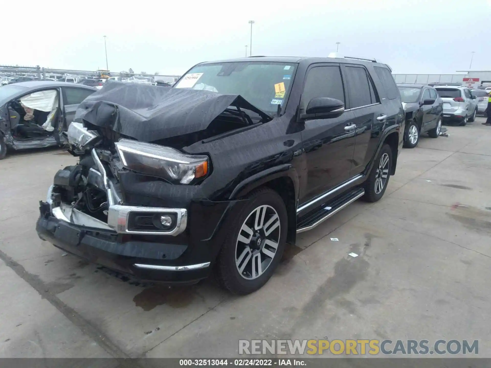 2 Photograph of a damaged car JTEDU5JR7M5228727 TOYOTA 4RUNNER 2021