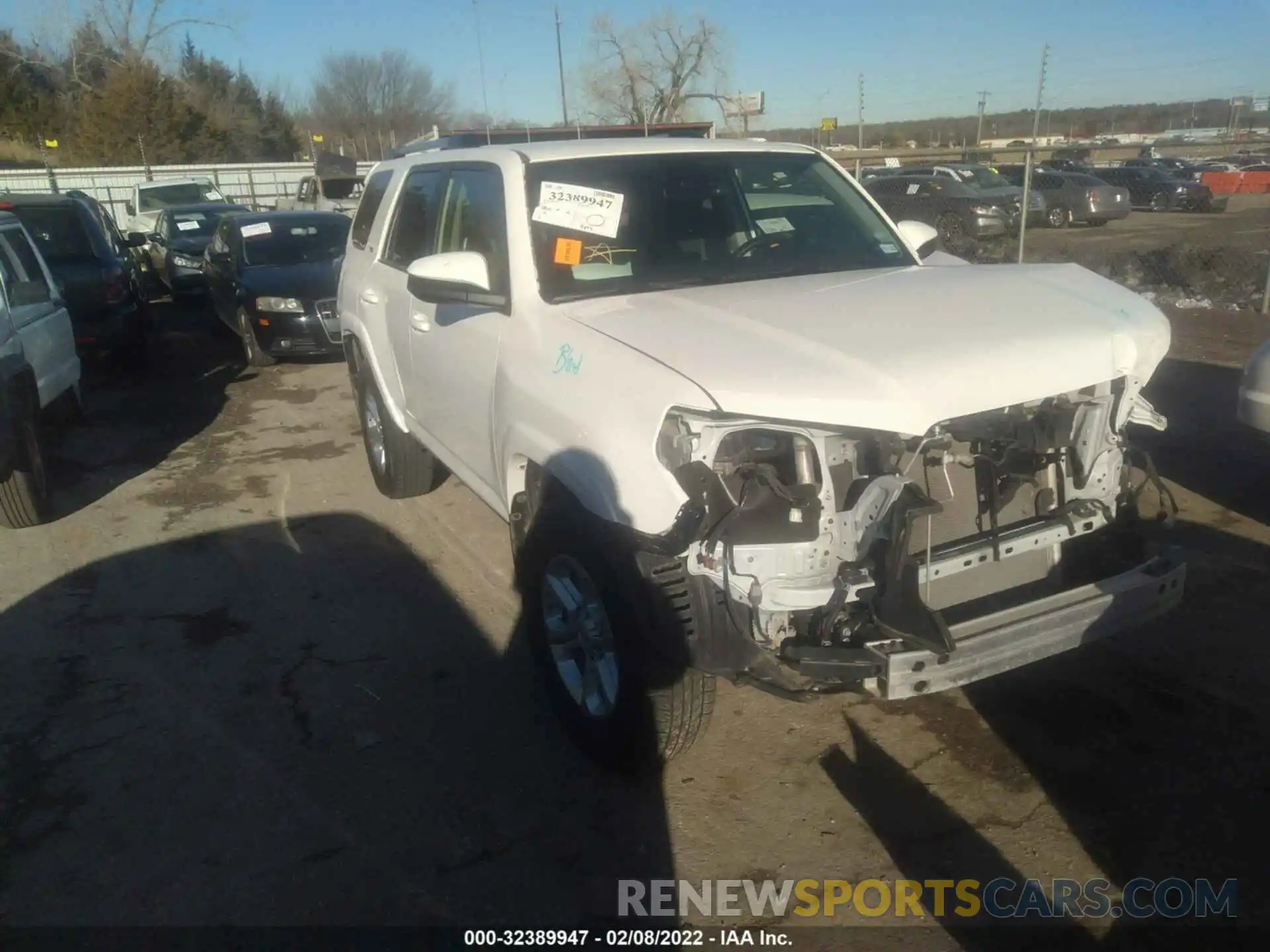 1 Photograph of a damaged car JTEEU5JR0M5232851 TOYOTA 4RUNNER 2021