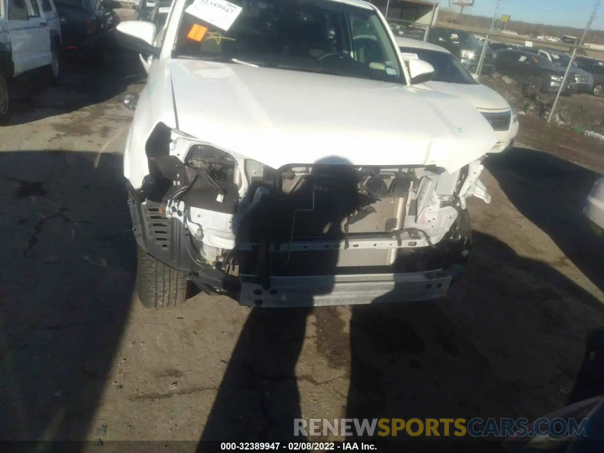 6 Photograph of a damaged car JTEEU5JR0M5232851 TOYOTA 4RUNNER 2021