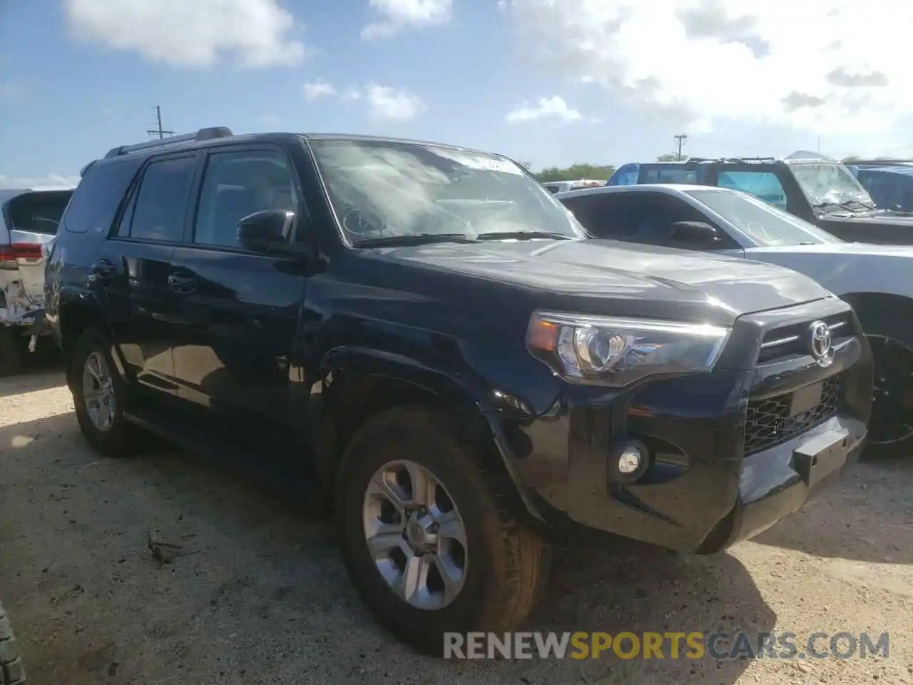 4 Photograph of a damaged car JTEEU5JR0M5238939 TOYOTA 4RUNNER 2021