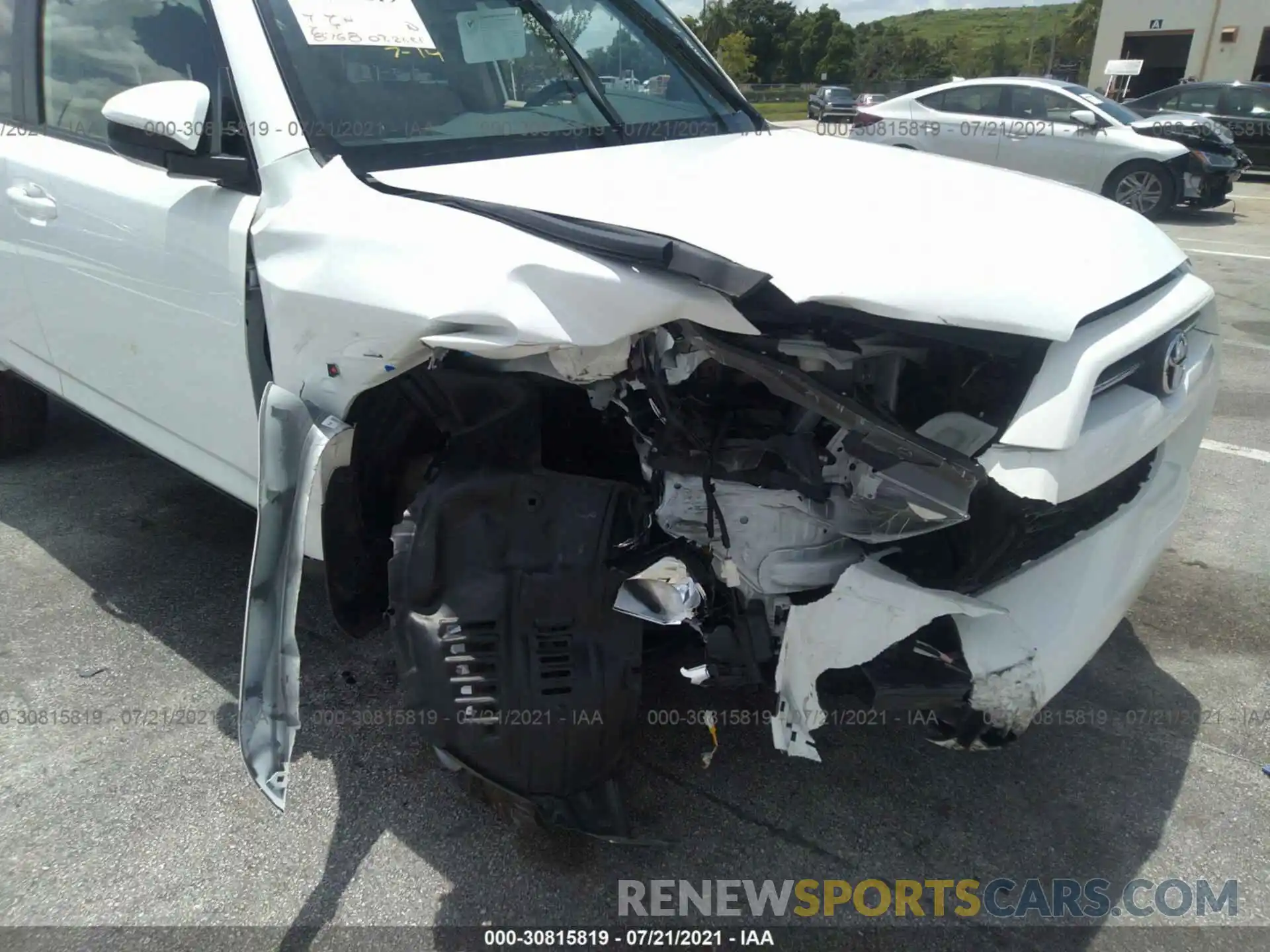 6 Photograph of a damaged car JTEEU5JR0M5240397 TOYOTA 4RUNNER 2021