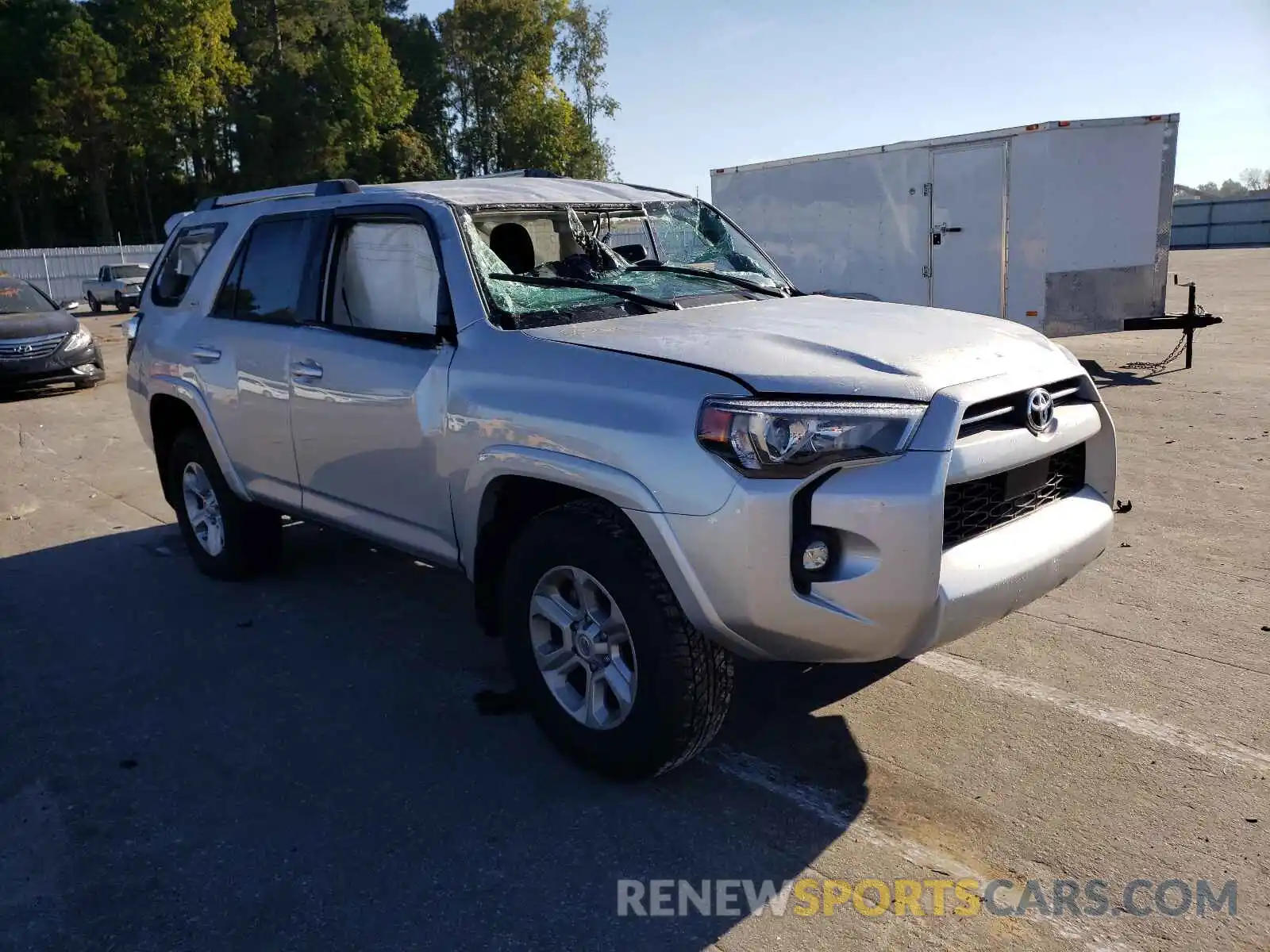 1 Photograph of a damaged car JTEEU5JR1M5231191 TOYOTA 4RUNNER 2021