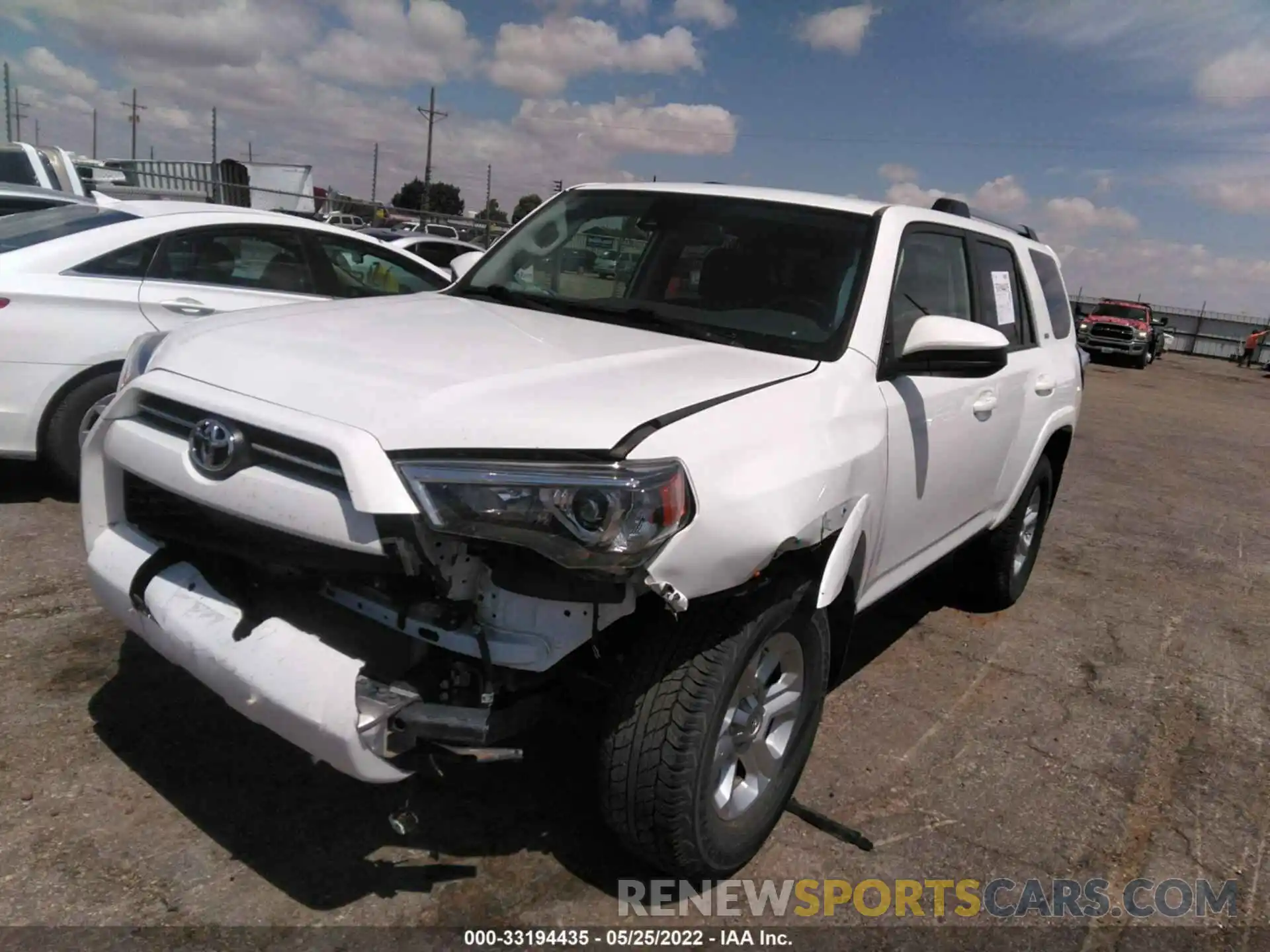 2 Photograph of a damaged car JTEEU5JR1M5232664 TOYOTA 4RUNNER 2021