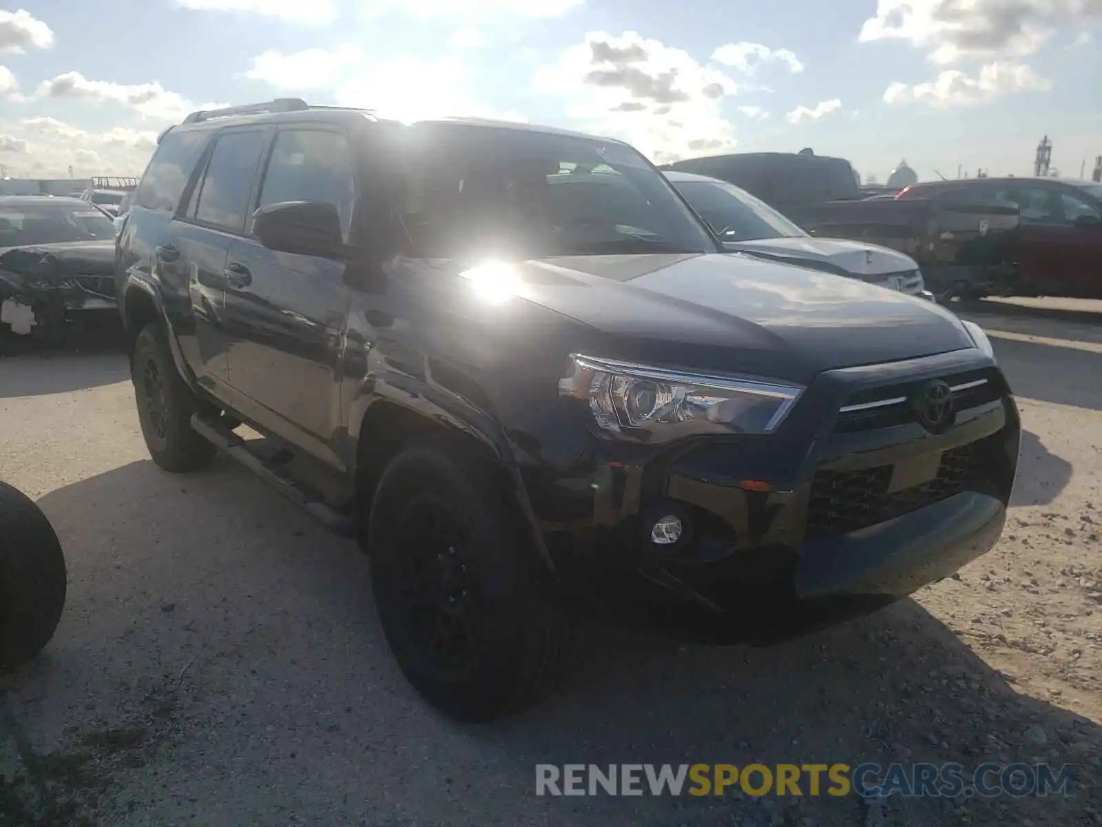 1 Фотография поврежденного автомобиля JTEEU5JR1M5239145 TOYOTA 4RUNNER 2021