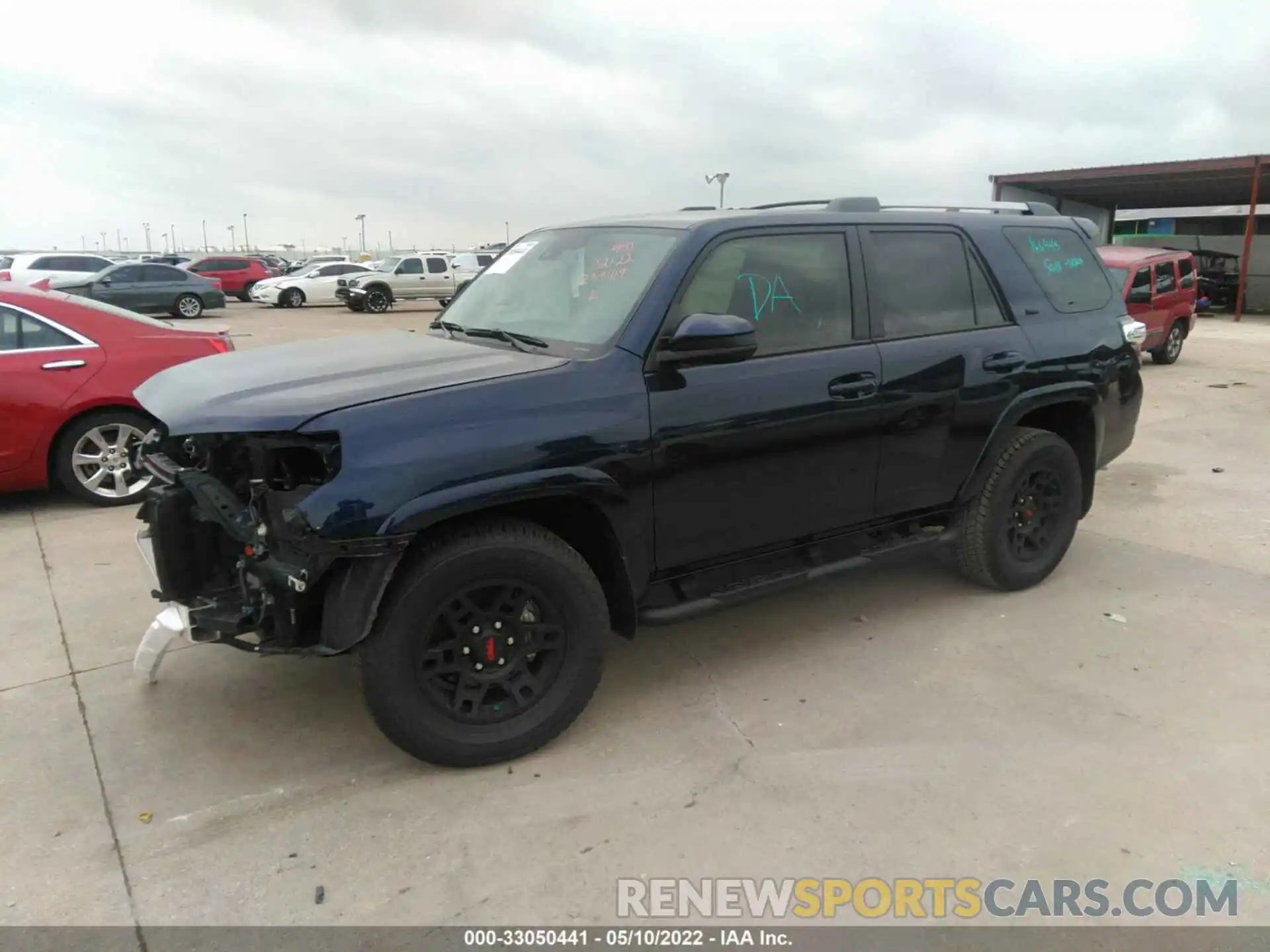 2 Photograph of a damaged car JTEEU5JR1M5239419 TOYOTA 4RUNNER 2021