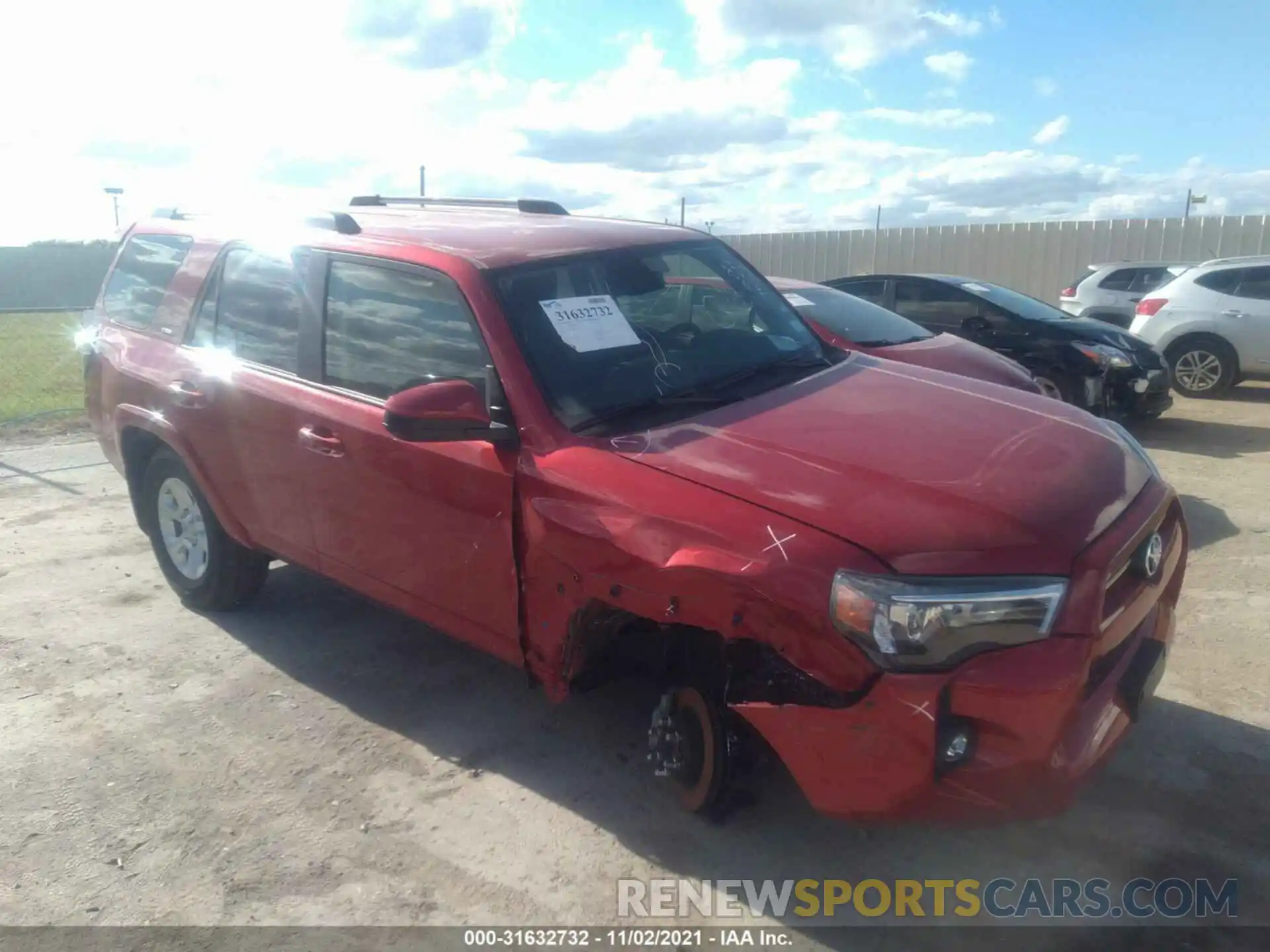 1 Photograph of a damaged car JTEEU5JR1M5244264 TOYOTA 4RUNNER 2021