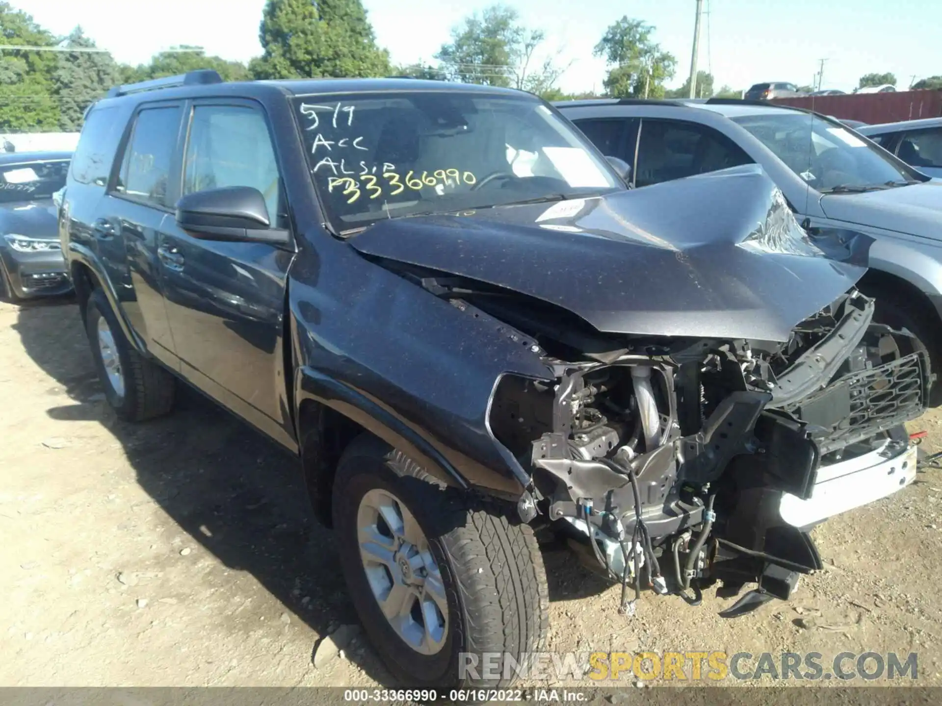 1 Photograph of a damaged car JTEEU5JR1M5245401 TOYOTA 4RUNNER 2021