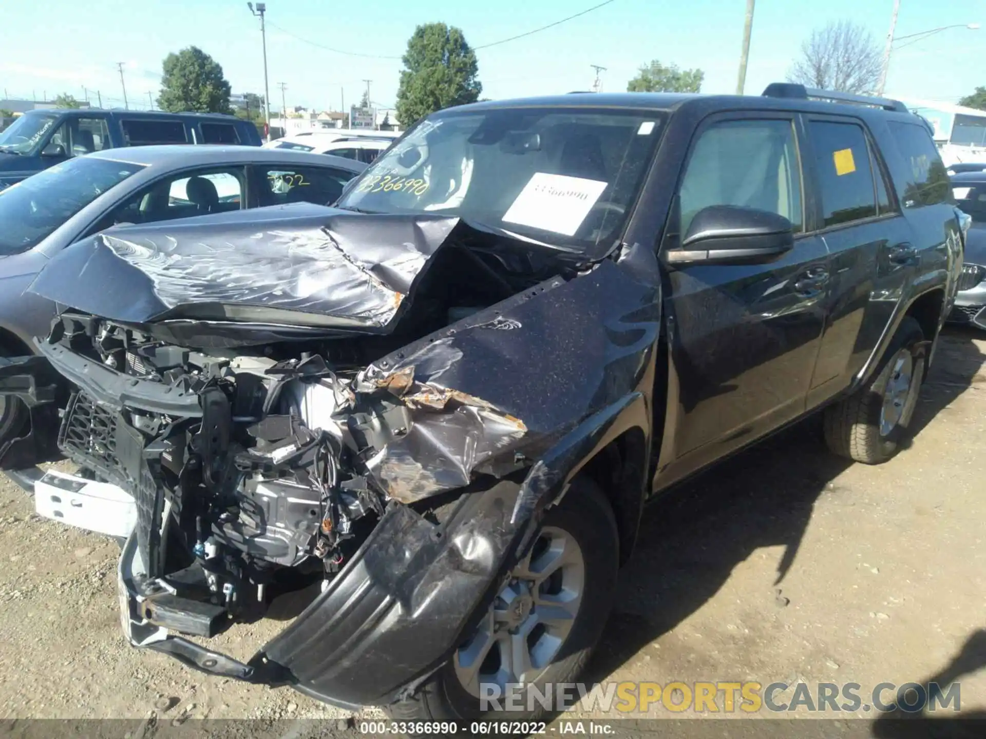 2 Photograph of a damaged car JTEEU5JR1M5245401 TOYOTA 4RUNNER 2021