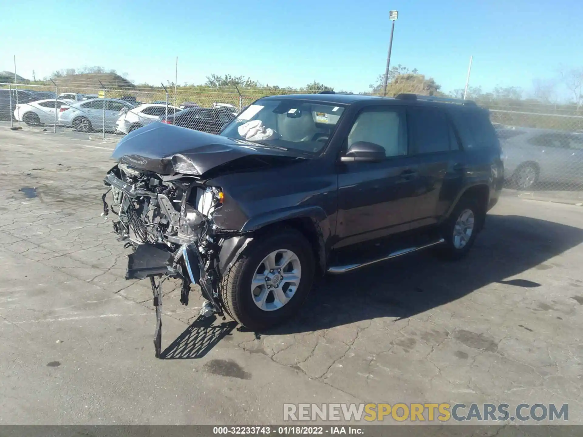 2 Photograph of a damaged car JTEEU5JR2M5232219 TOYOTA 4RUNNER 2021