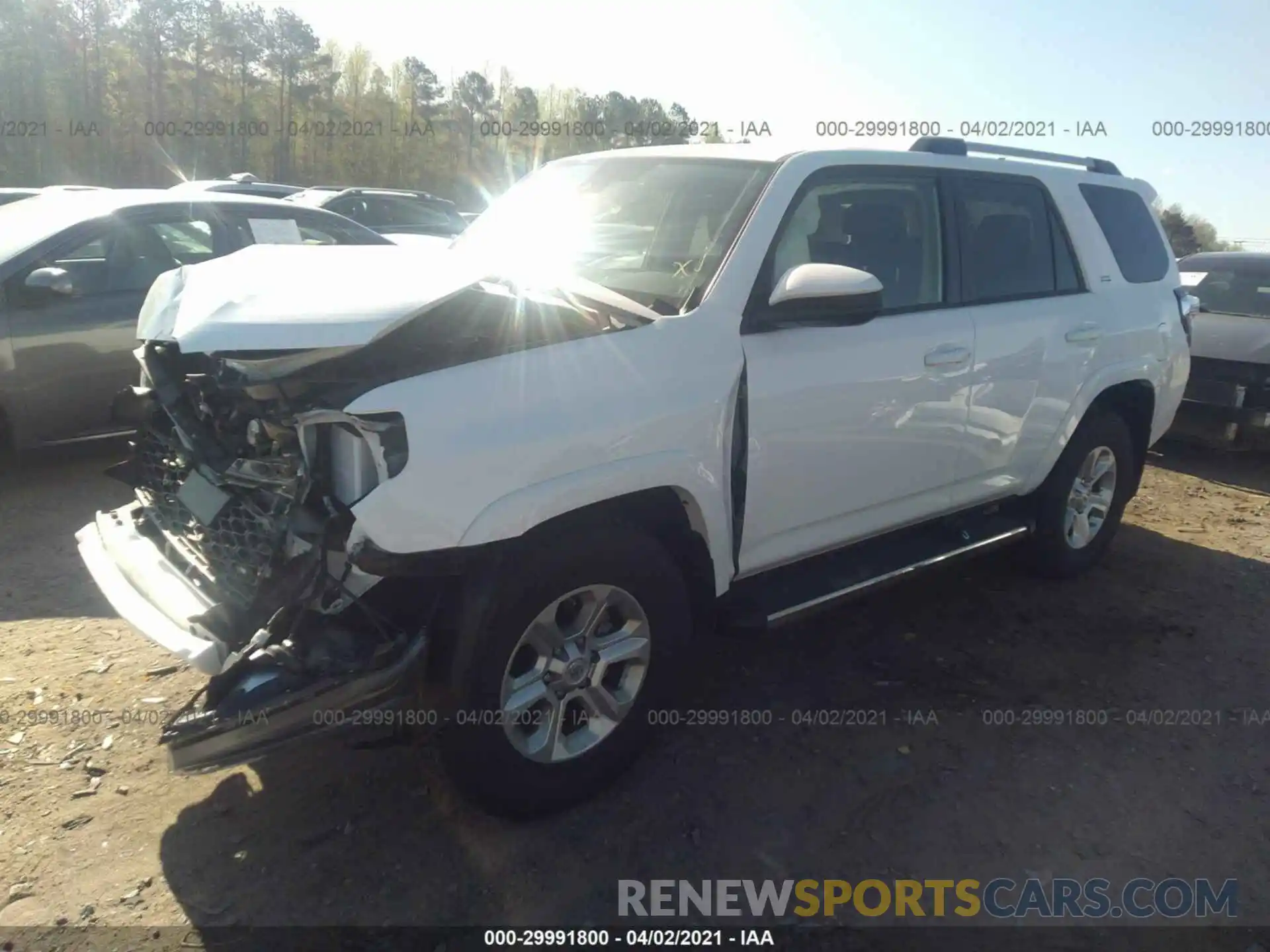 2 Photograph of a damaged car JTEEU5JR2M5234150 TOYOTA 4RUNNER 2021