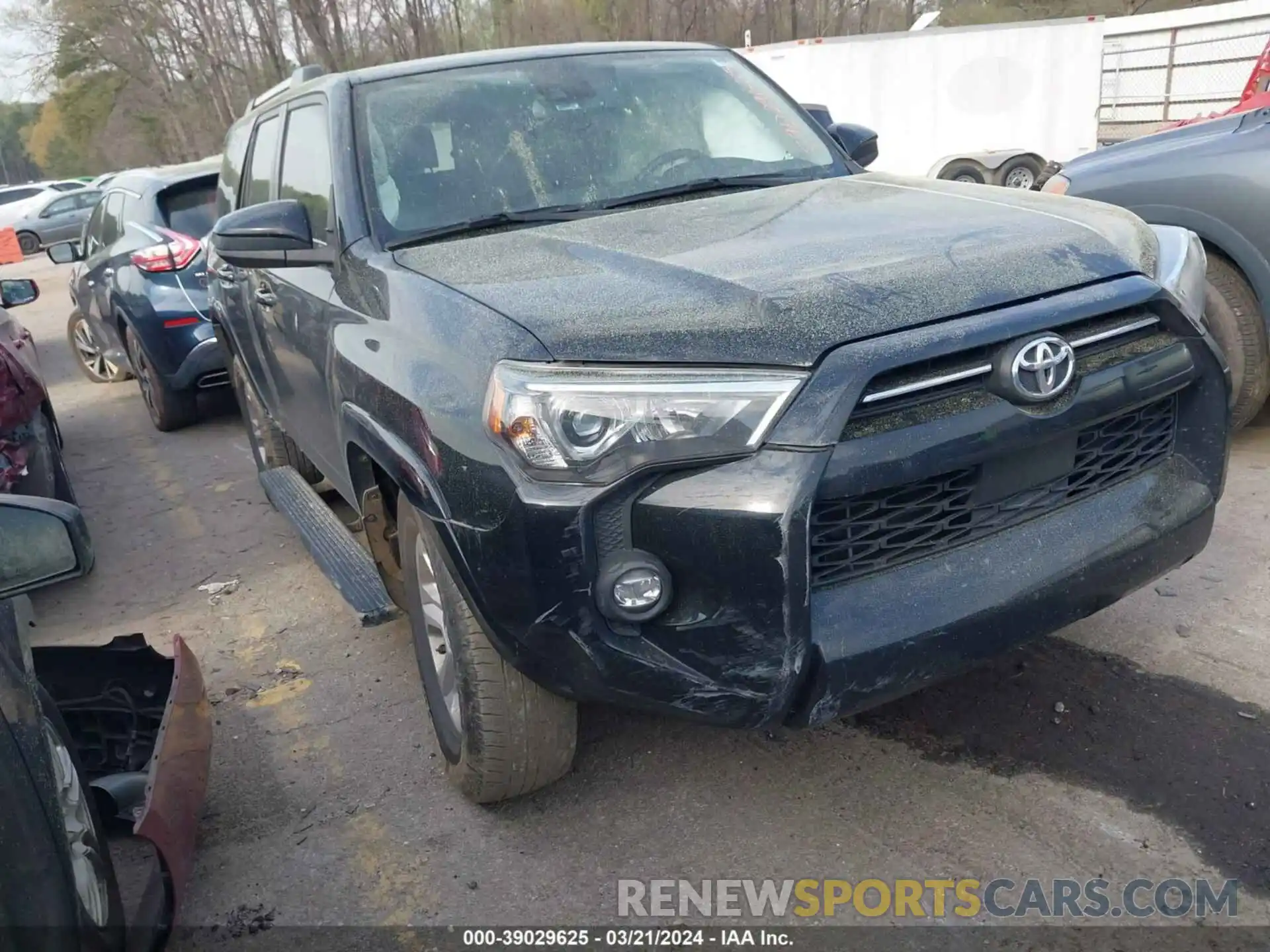 1 Photograph of a damaged car JTEEU5JR2M5235606 TOYOTA 4RUNNER 2021