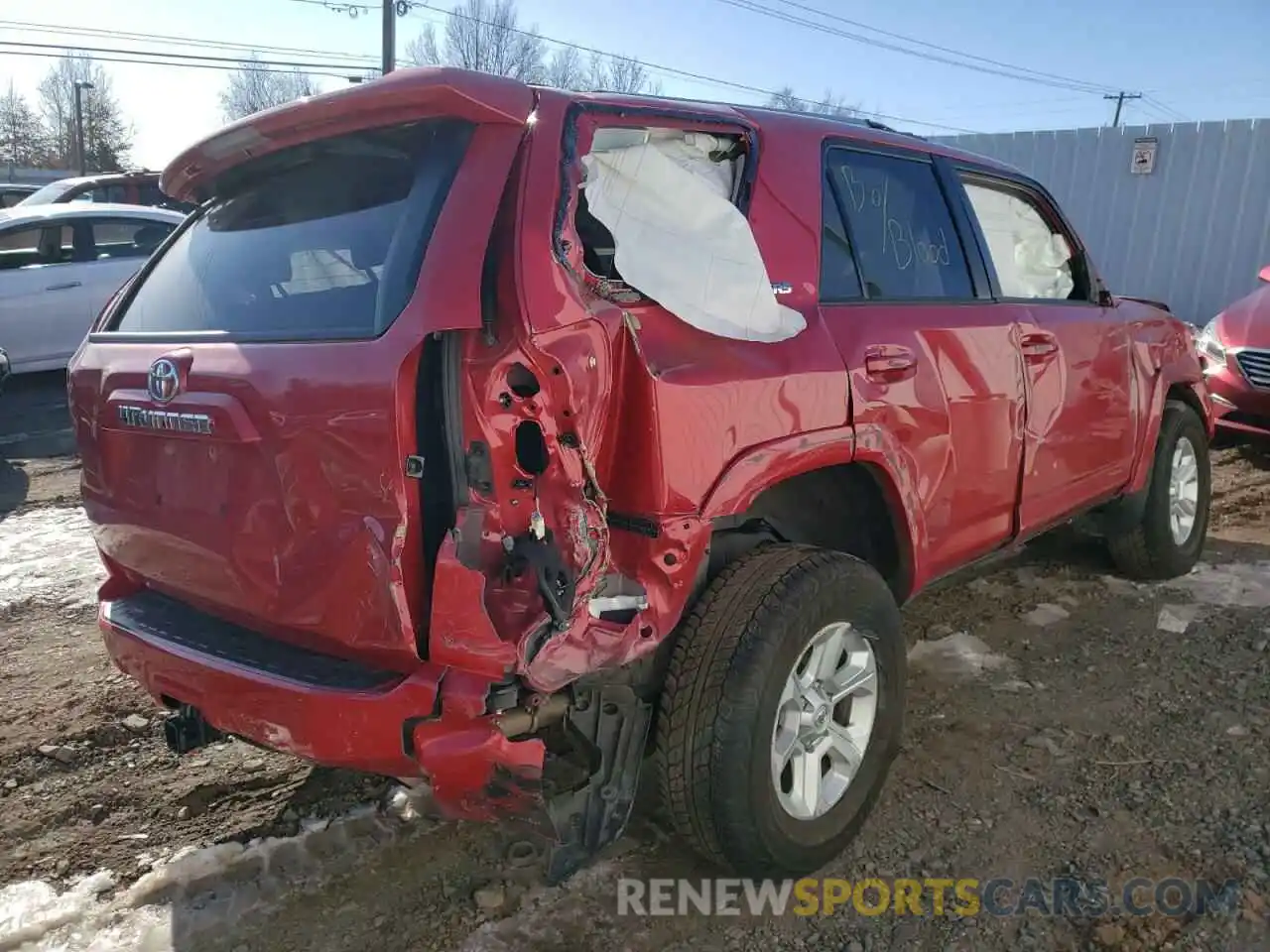 4 Photograph of a damaged car JTEEU5JR2M5238635 TOYOTA 4RUNNER 2021