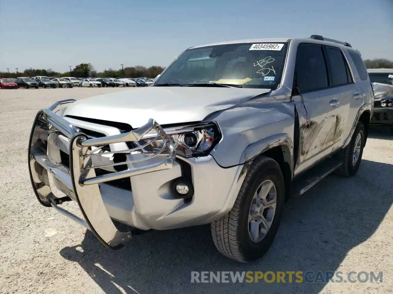 2 Photograph of a damaged car JTEEU5JR2M5245004 TOYOTA 4RUNNER 2021