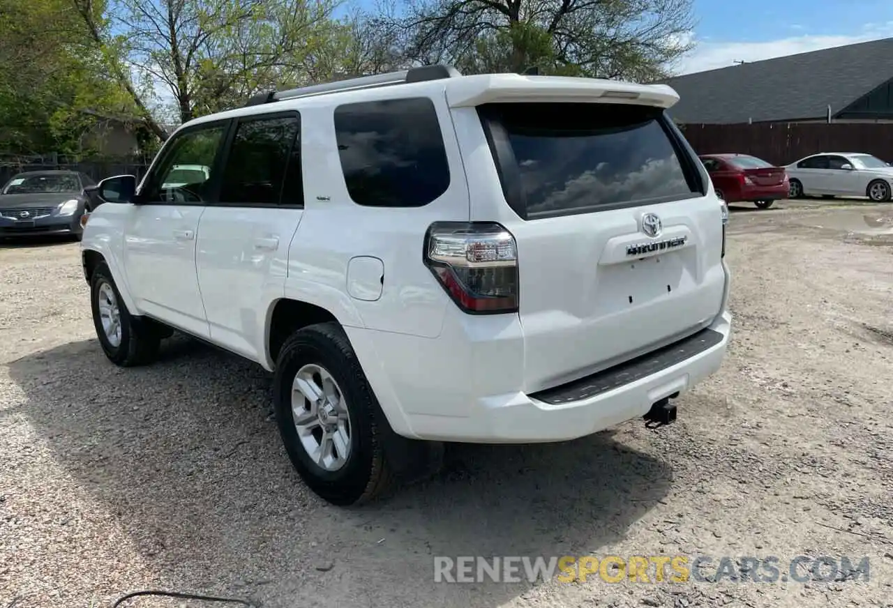 3 Photograph of a damaged car JTEEU5JR4M5236269 TOYOTA 4RUNNER 2021