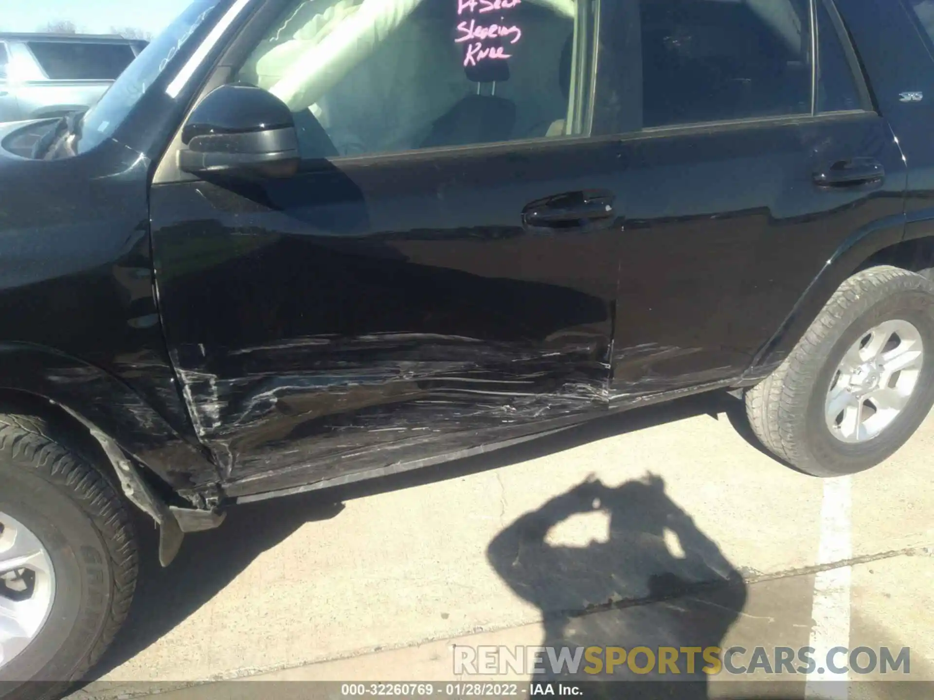 6 Photograph of a damaged car JTEEU5JR5M5228472 TOYOTA 4RUNNER 2021