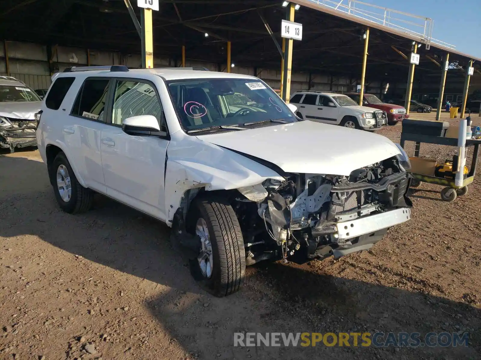 1 Photograph of a damaged car JTEEU5JR5M5235826 TOYOTA 4RUNNER 2021