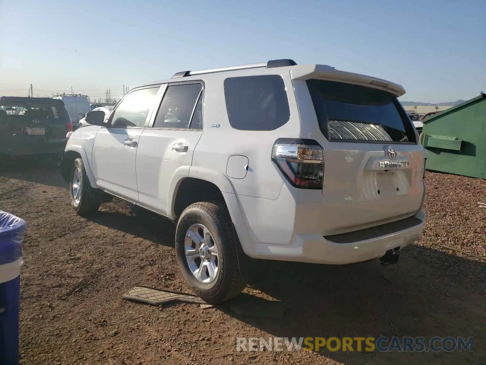 3 Photograph of a damaged car JTEEU5JR5M5235826 TOYOTA 4RUNNER 2021