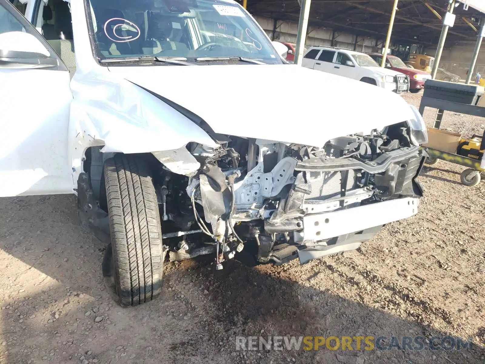 9 Photograph of a damaged car JTEEU5JR5M5235826 TOYOTA 4RUNNER 2021