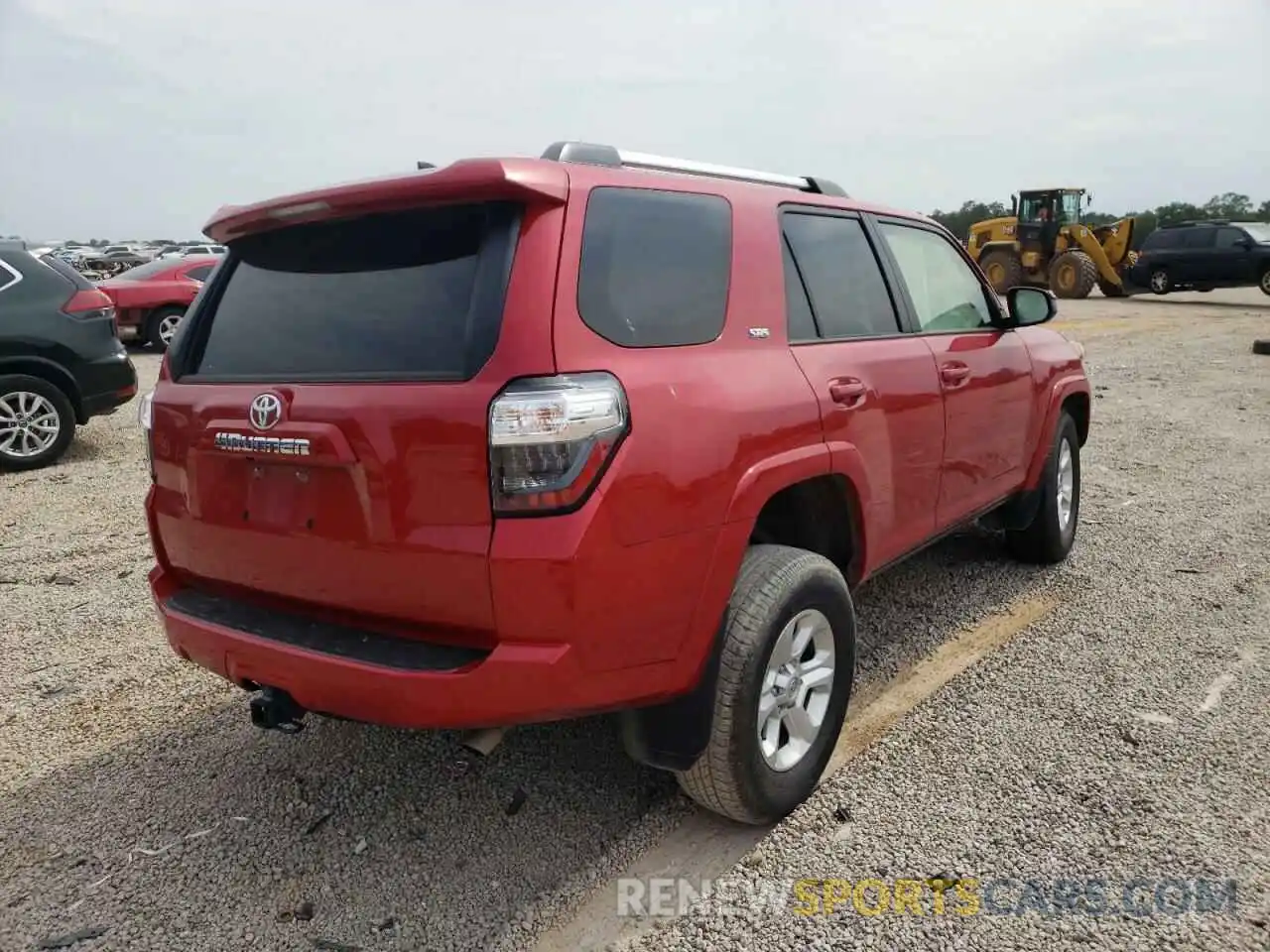 4 Photograph of a damaged car JTEEU5JR5M5240072 TOYOTA 4RUNNER 2021