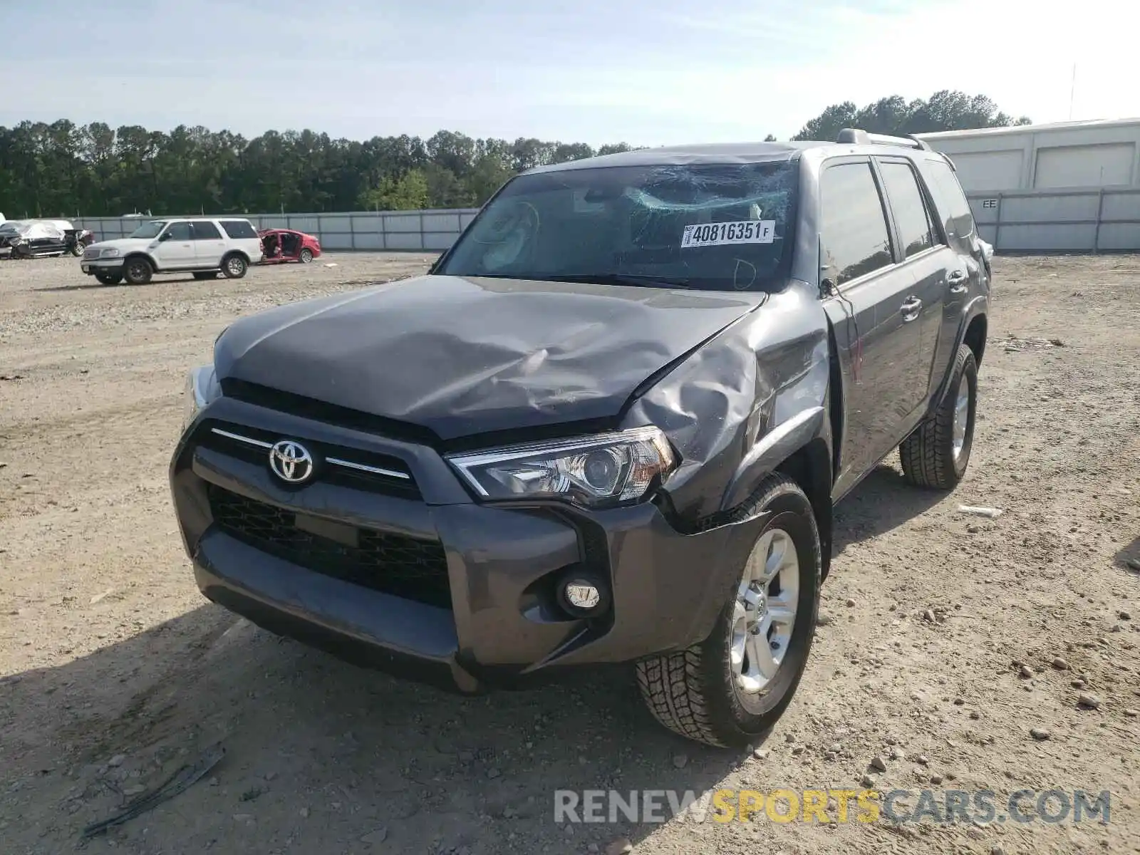 2 Photograph of a damaged car JTEEU5JR6M5234121 TOYOTA 4RUNNER 2021