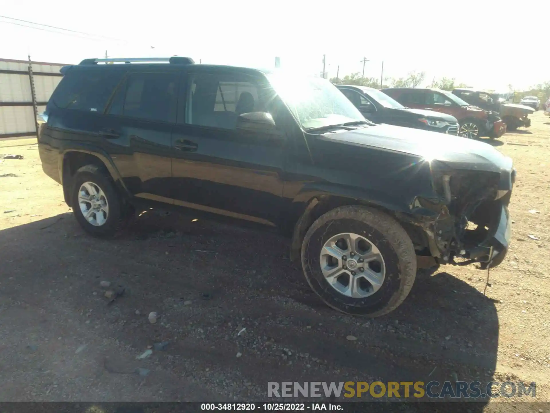 1 Photograph of a damaged car JTEEU5JR6M5239464 TOYOTA 4RUNNER 2021