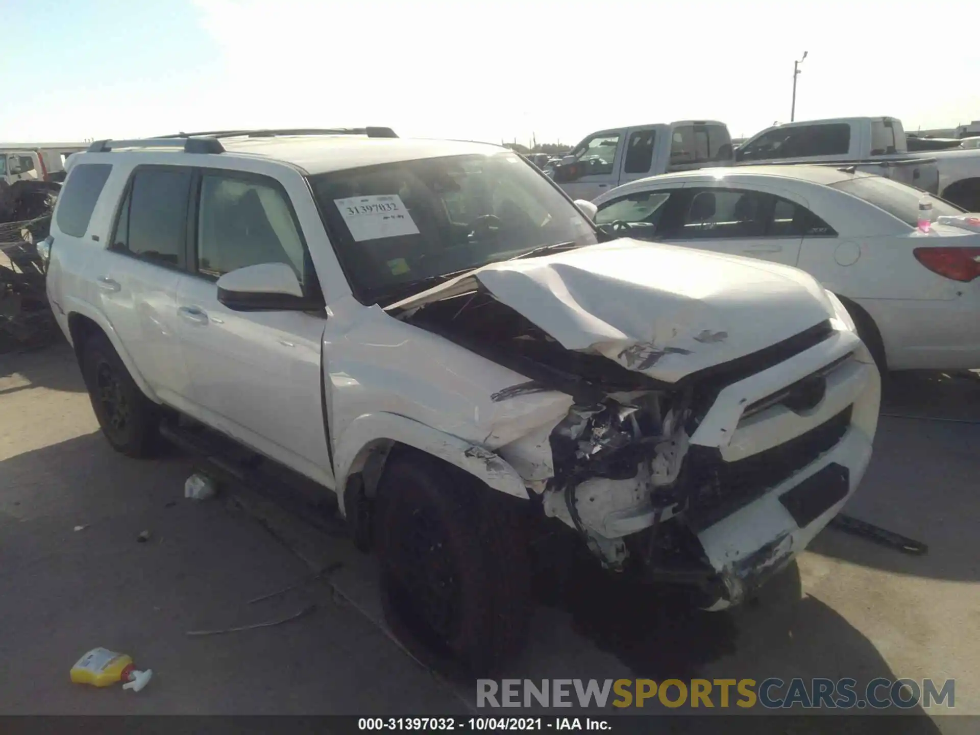 1 Photograph of a damaged car JTEEU5JR6M5242994 TOYOTA 4RUNNER 2021