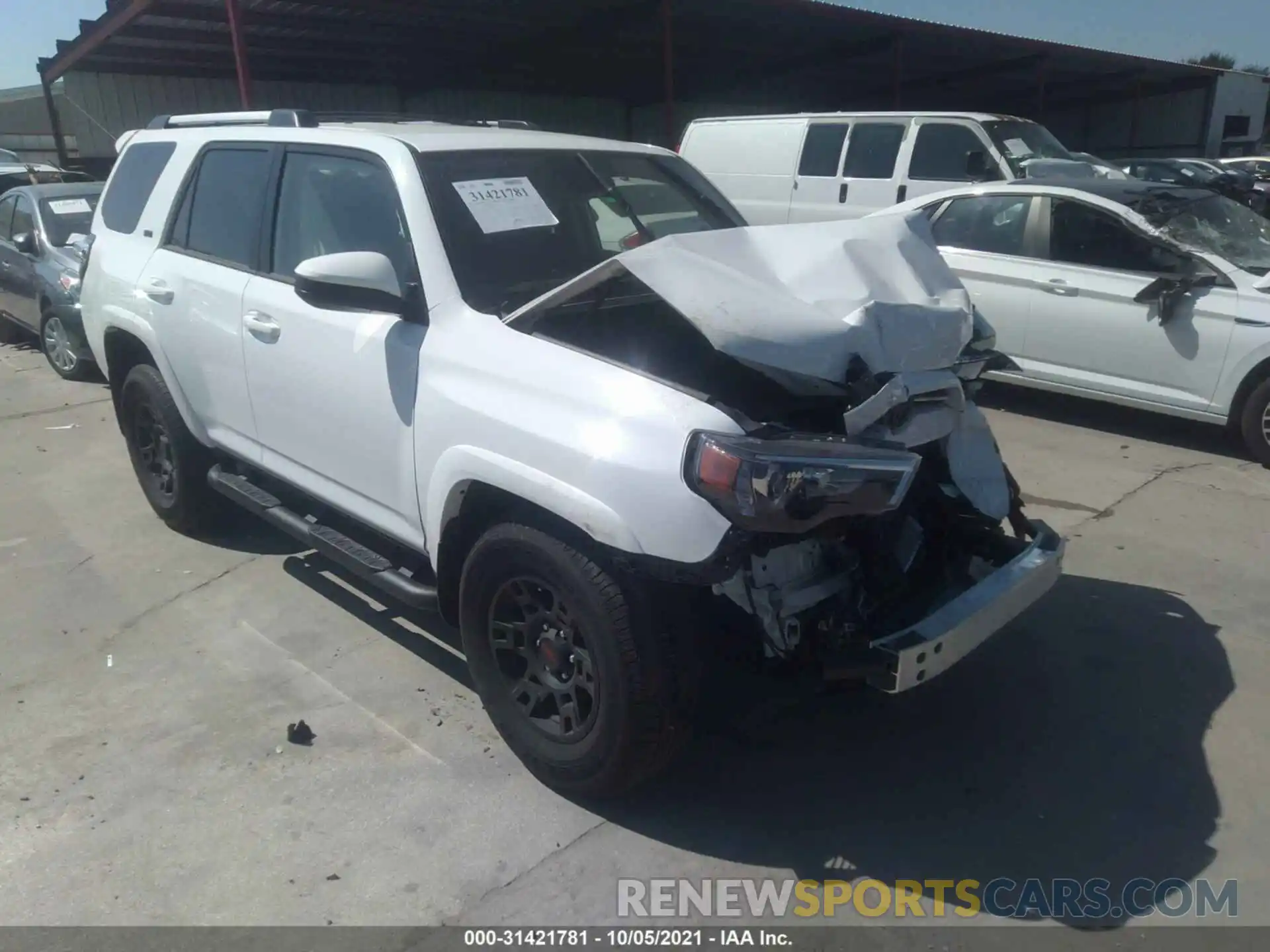 1 Photograph of a damaged car JTEEU5JR6M5246964 TOYOTA 4RUNNER 2021