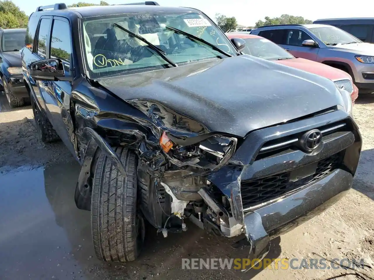 9 Photograph of a damaged car JTEEU5JR7M5239196 TOYOTA 4RUNNER 2021