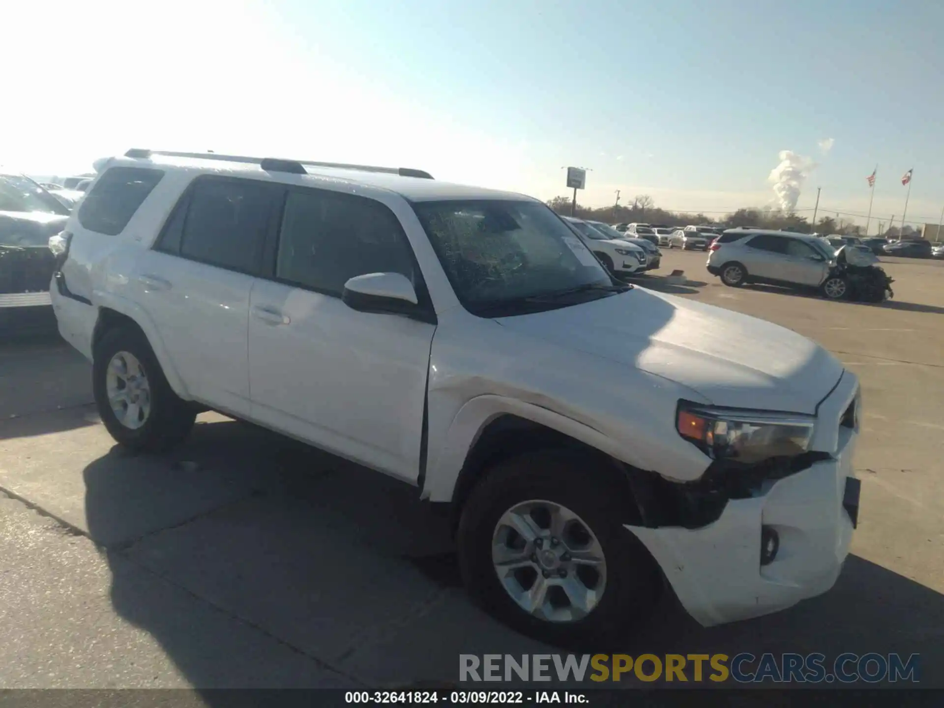 1 Photograph of a damaged car JTEEU5JR7M5240221 TOYOTA 4RUNNER 2021